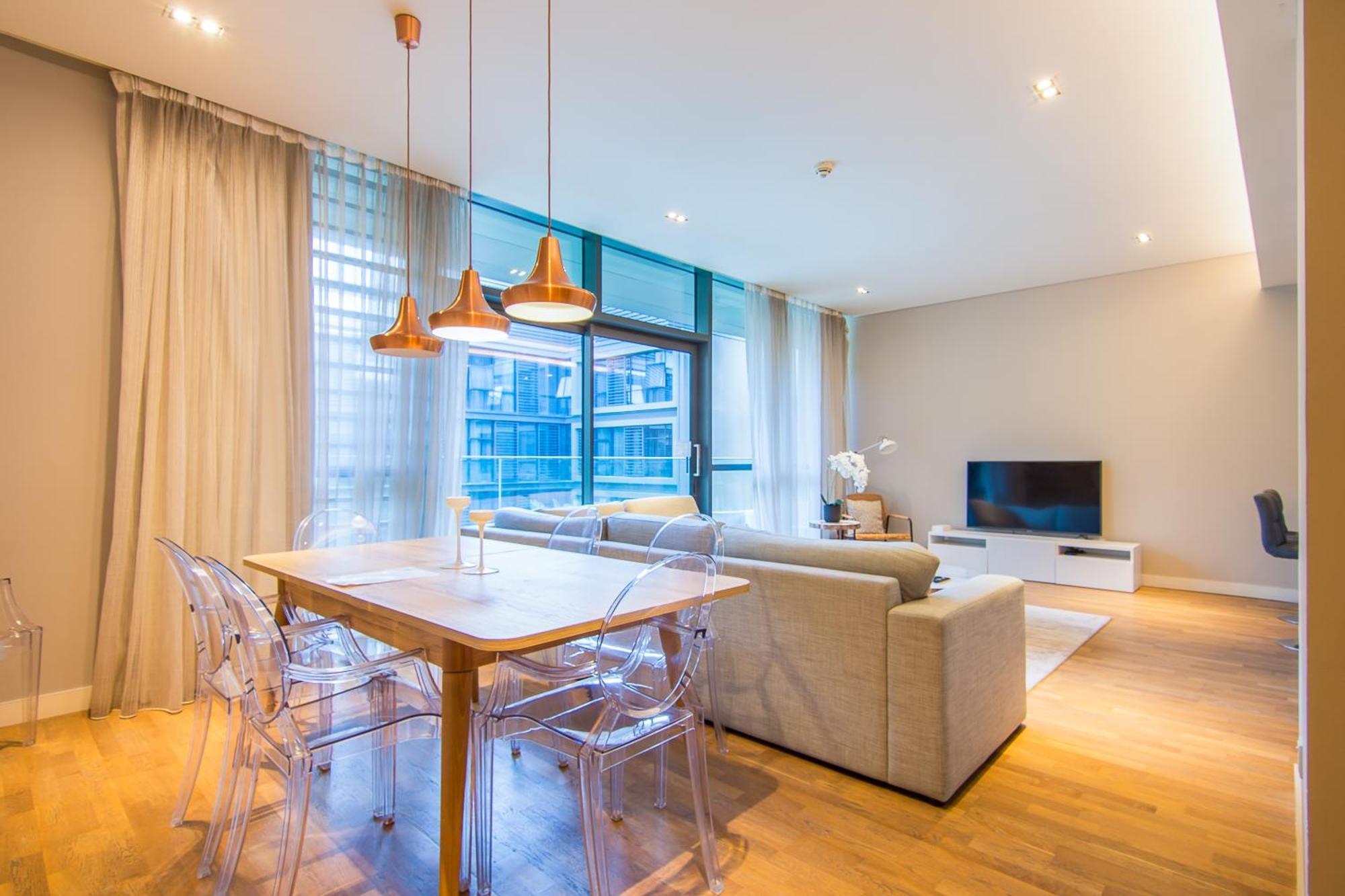 Apartment Cityscape Lofts Living In Walk 2br Unit
