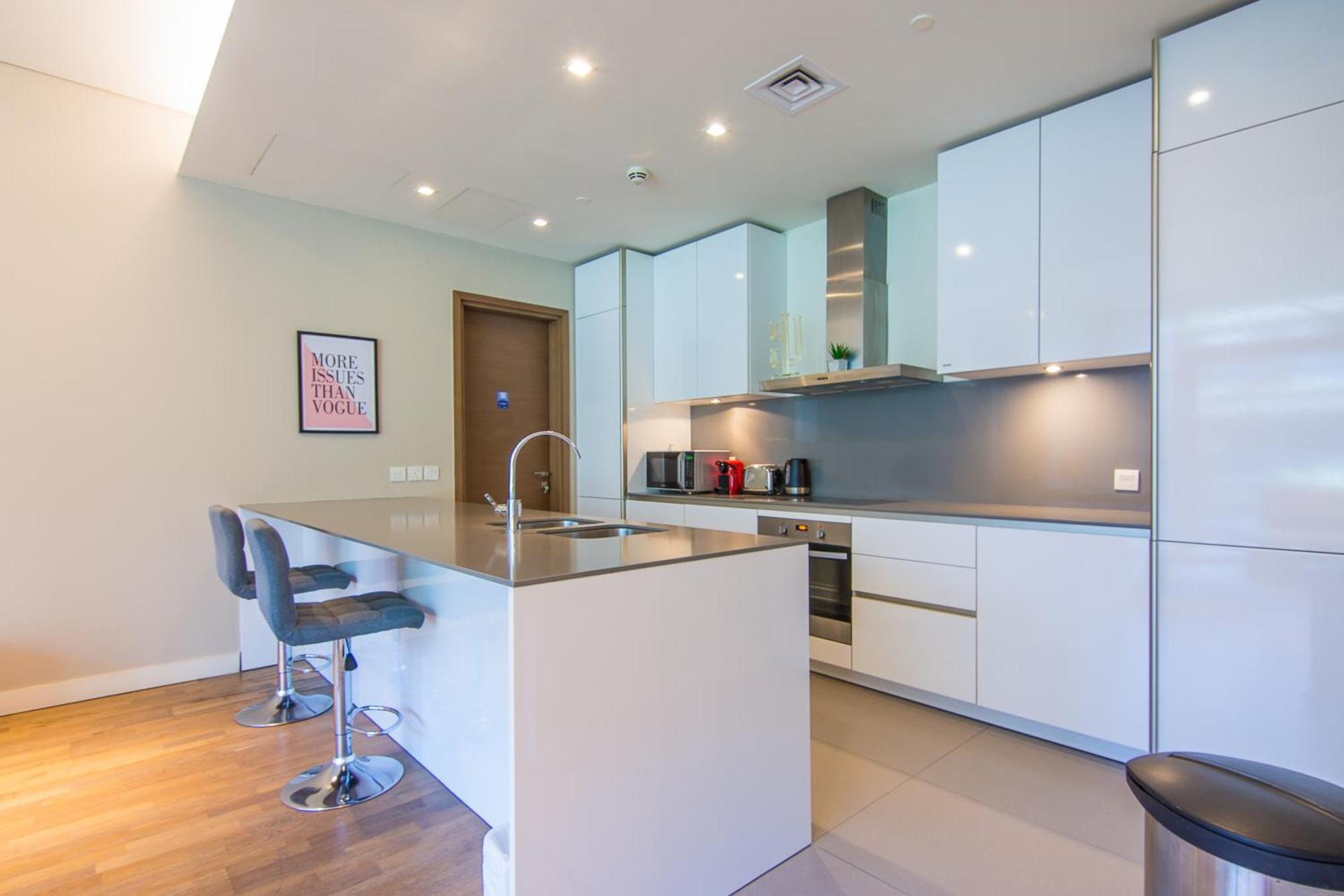 Cityscape Lofts Living In Walk 2br Unit * Dubai