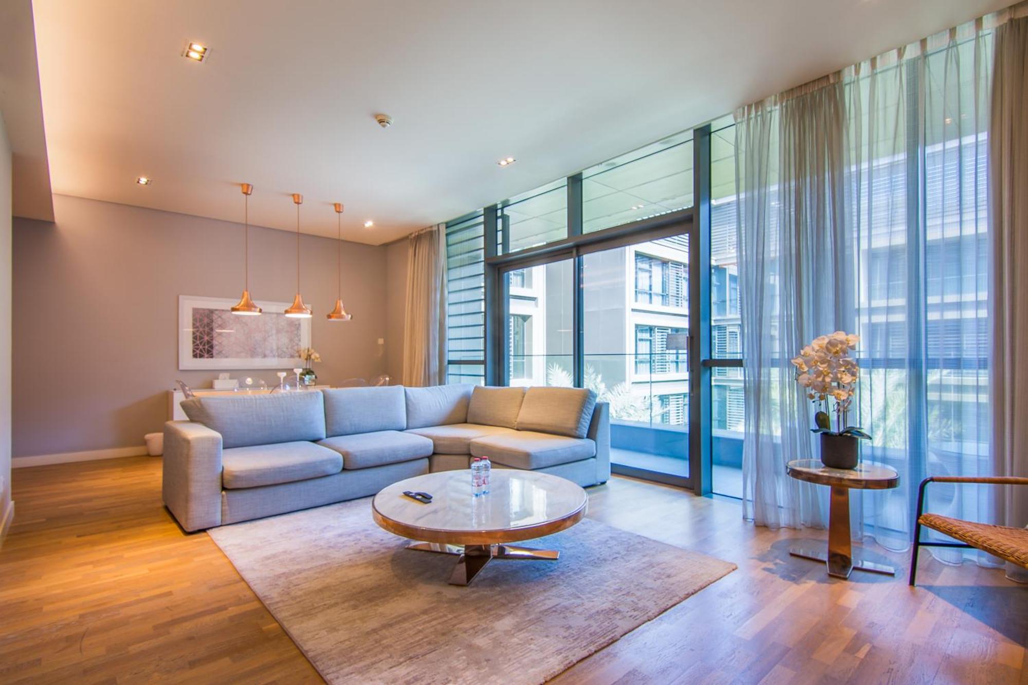 Cityscape Lofts Living In Walk 2br Unit Apartment *