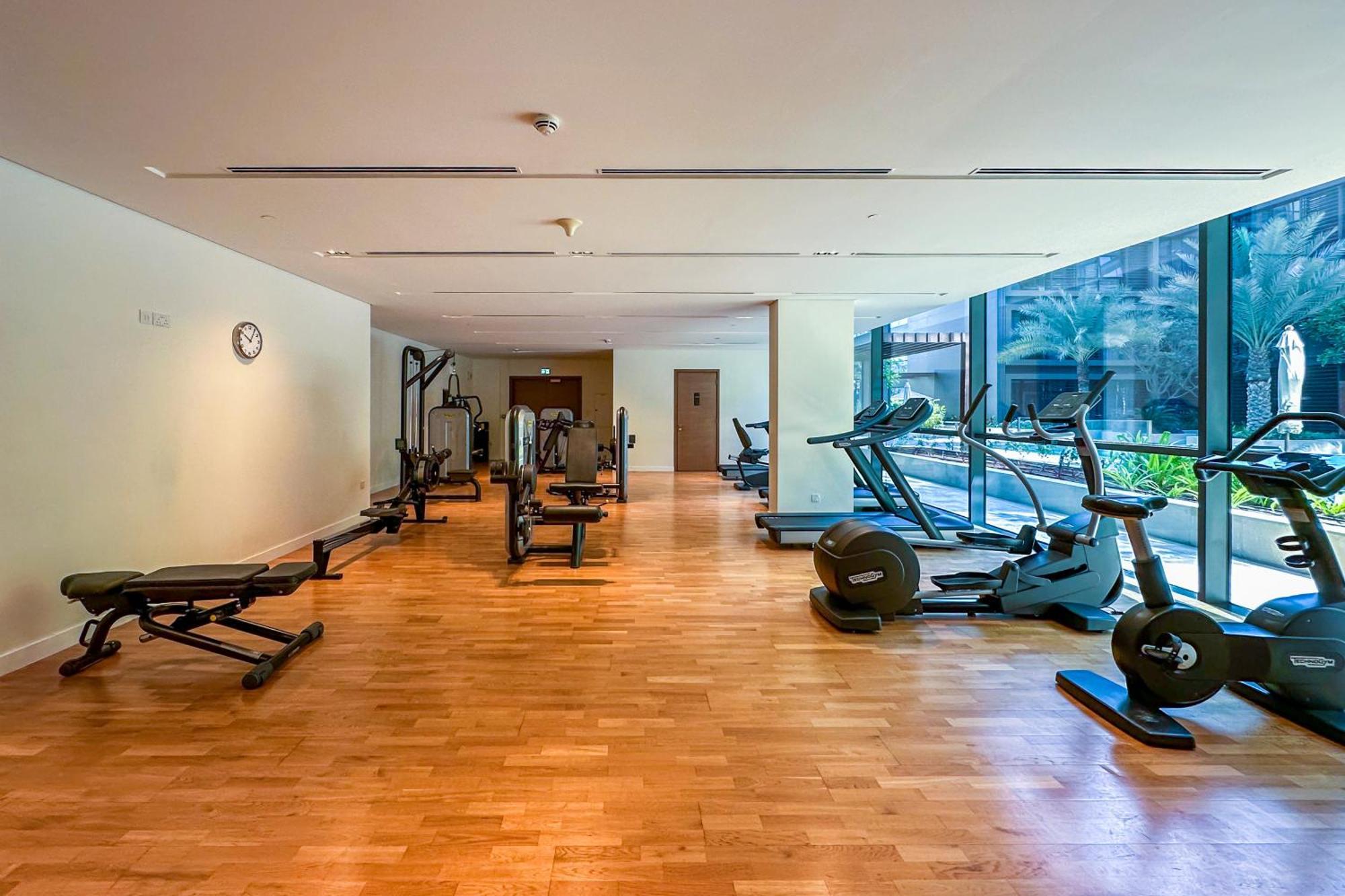 Cityscape Lofts Living In Walk 2br Unit Dubai