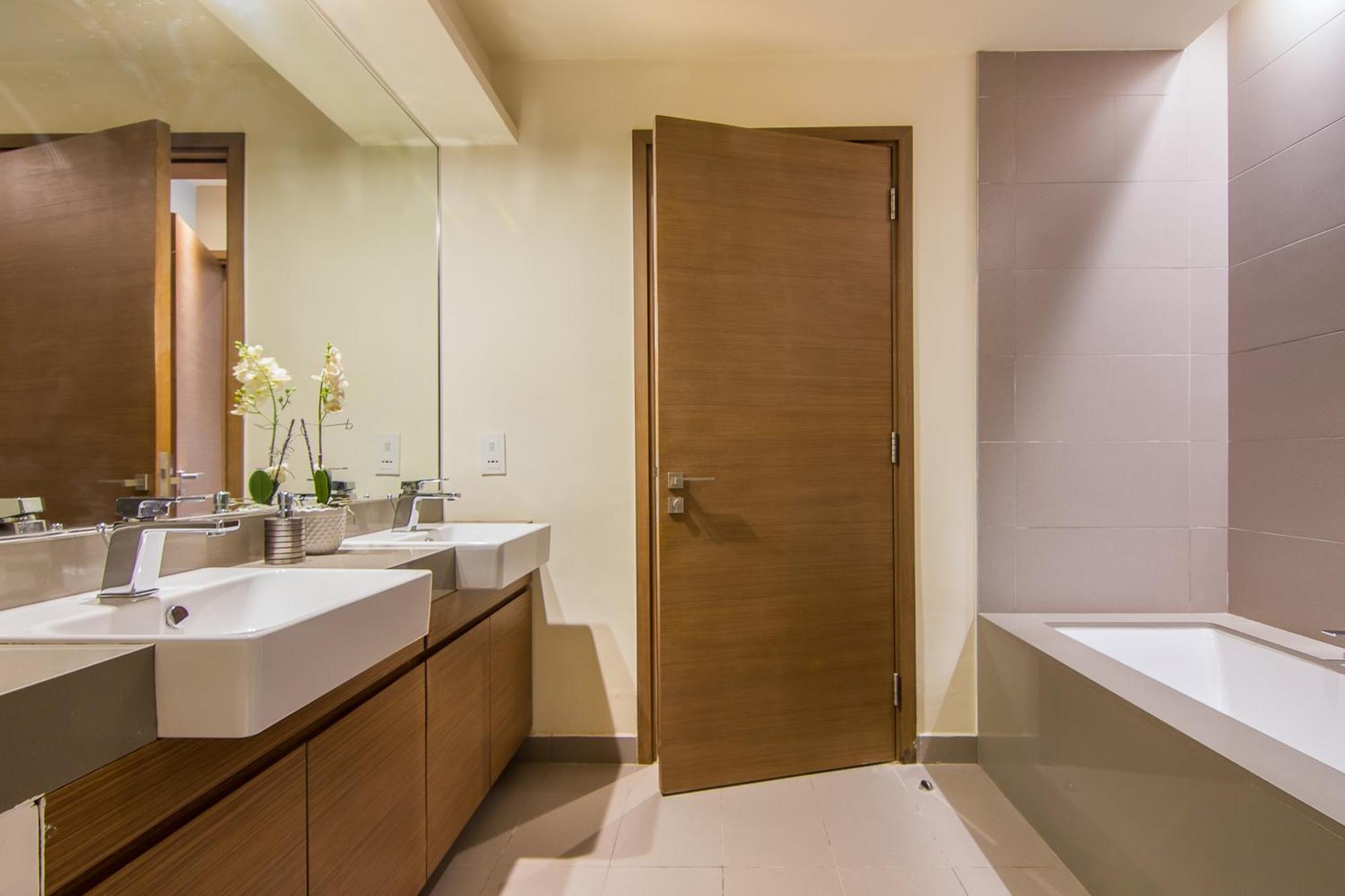 Cityscape Lofts Living In Walk 2br Unit * Dubai