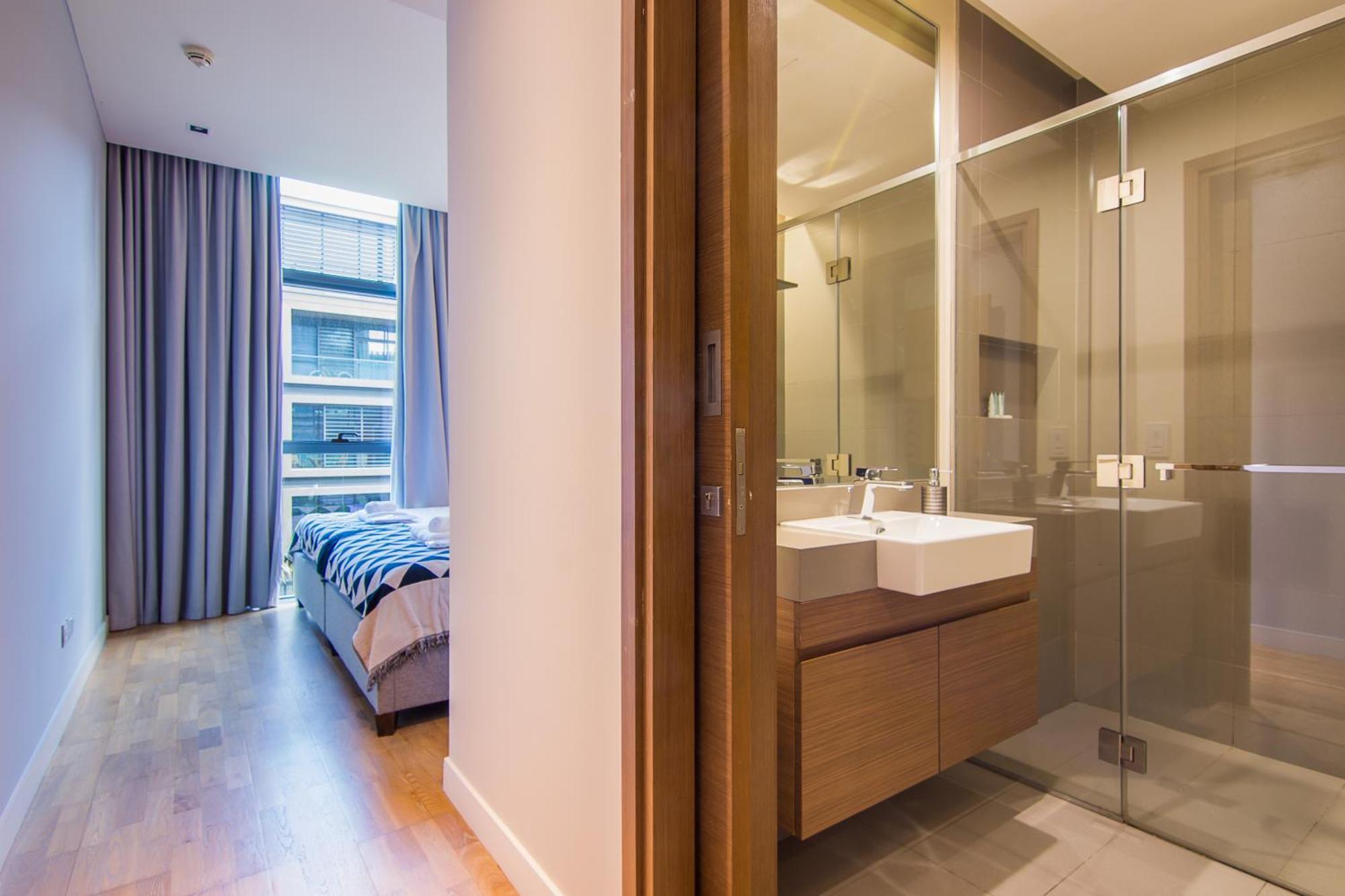 Apartment Cityscape Lofts Living In Walk 2br Unit *