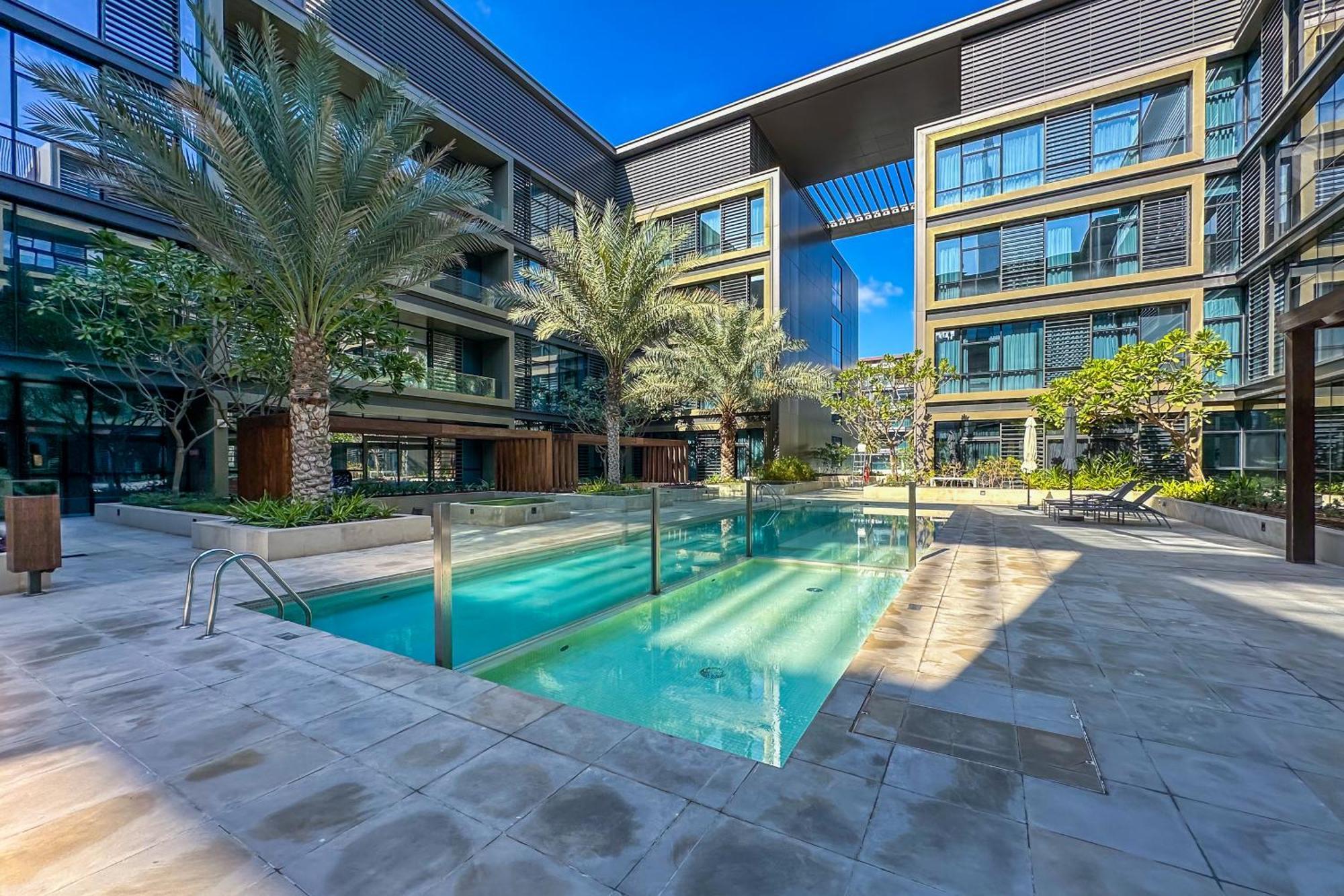 Cityscape Lofts Living In Walk 2br Unit Apartment Dubai
