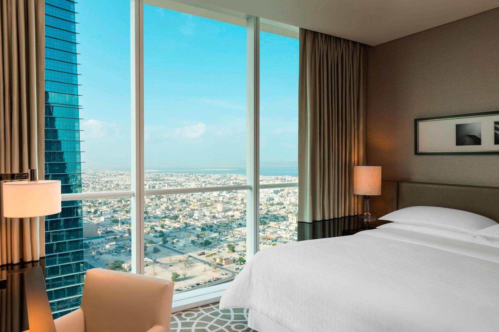 Hotel Sheraton Grand Hotel, 5*