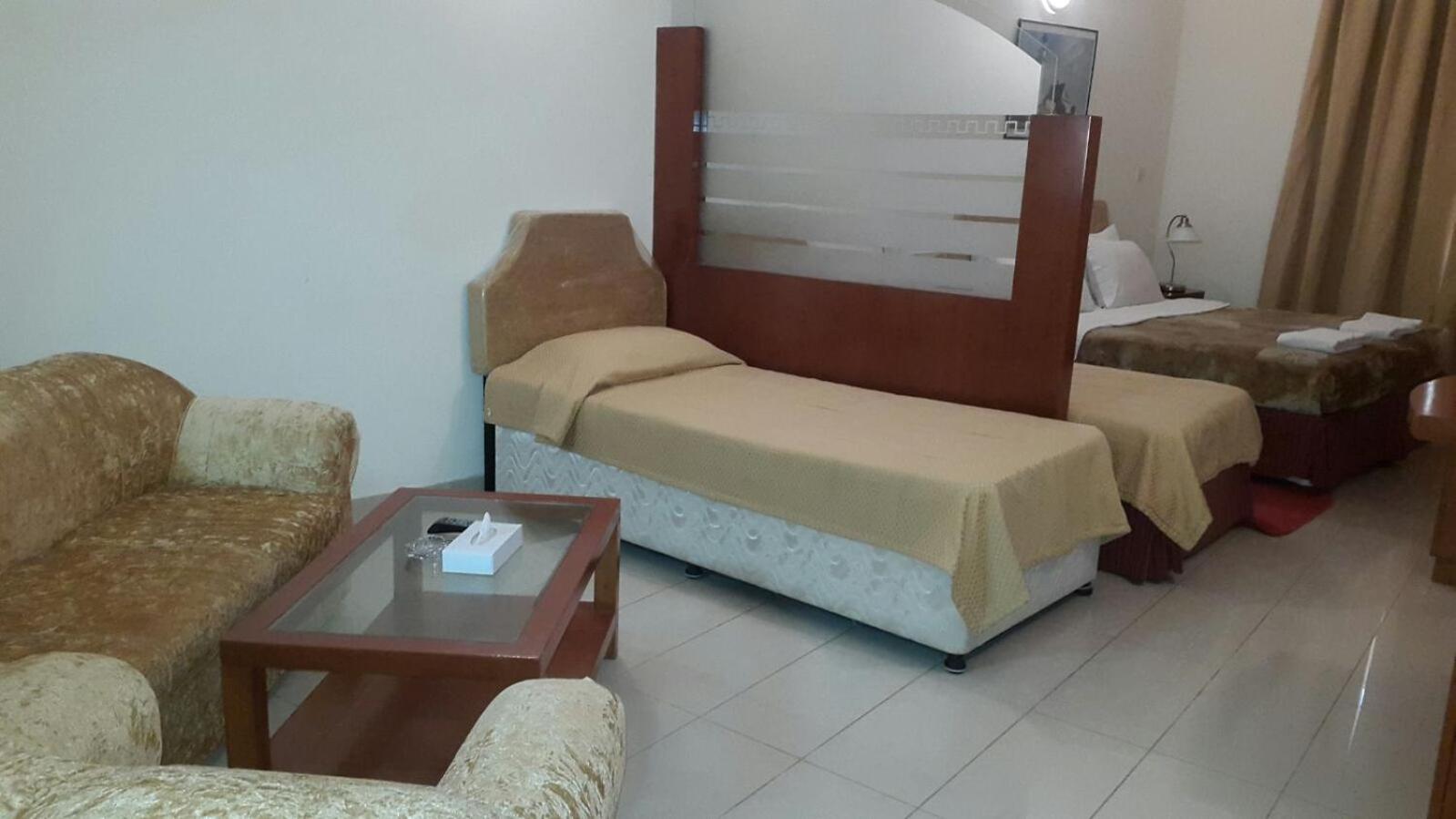 Al Raein Homes Apartment *