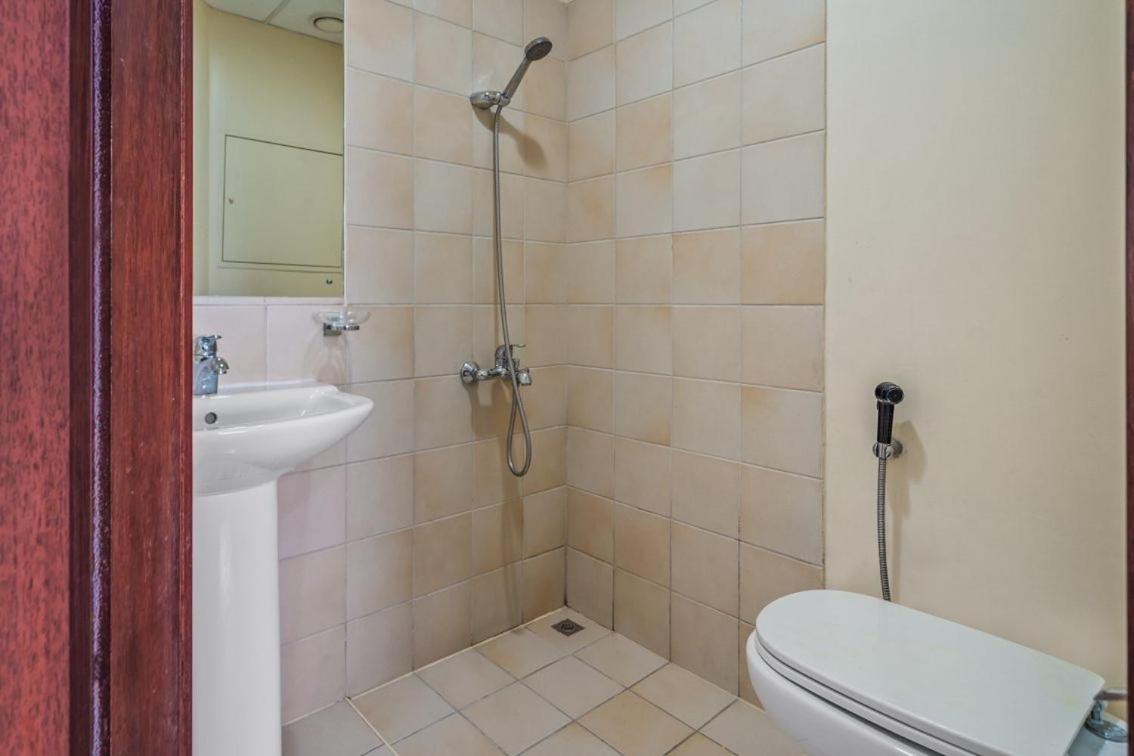 Stunning 4-bed Seaside - Your Perfect Ocean View Retreat! Apartment