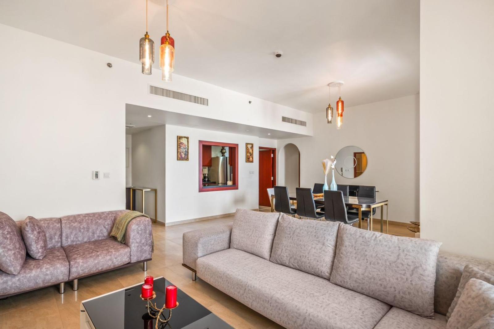 Apartment Stunning 4-bed Seaside - Your Perfect Ocean View Retreat! *