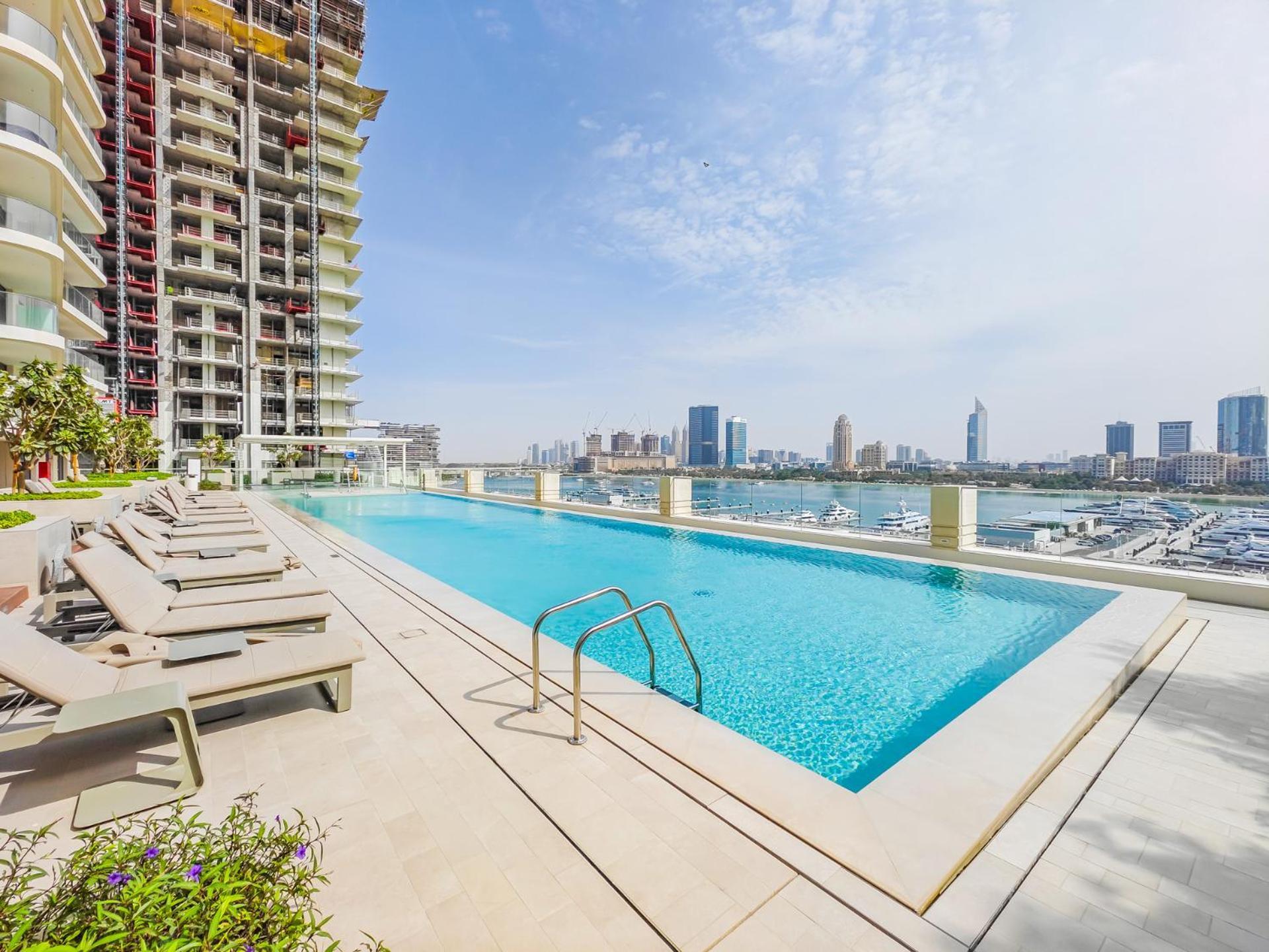 Sea-front Unique Retreat With Balcony In Marina * Dubai