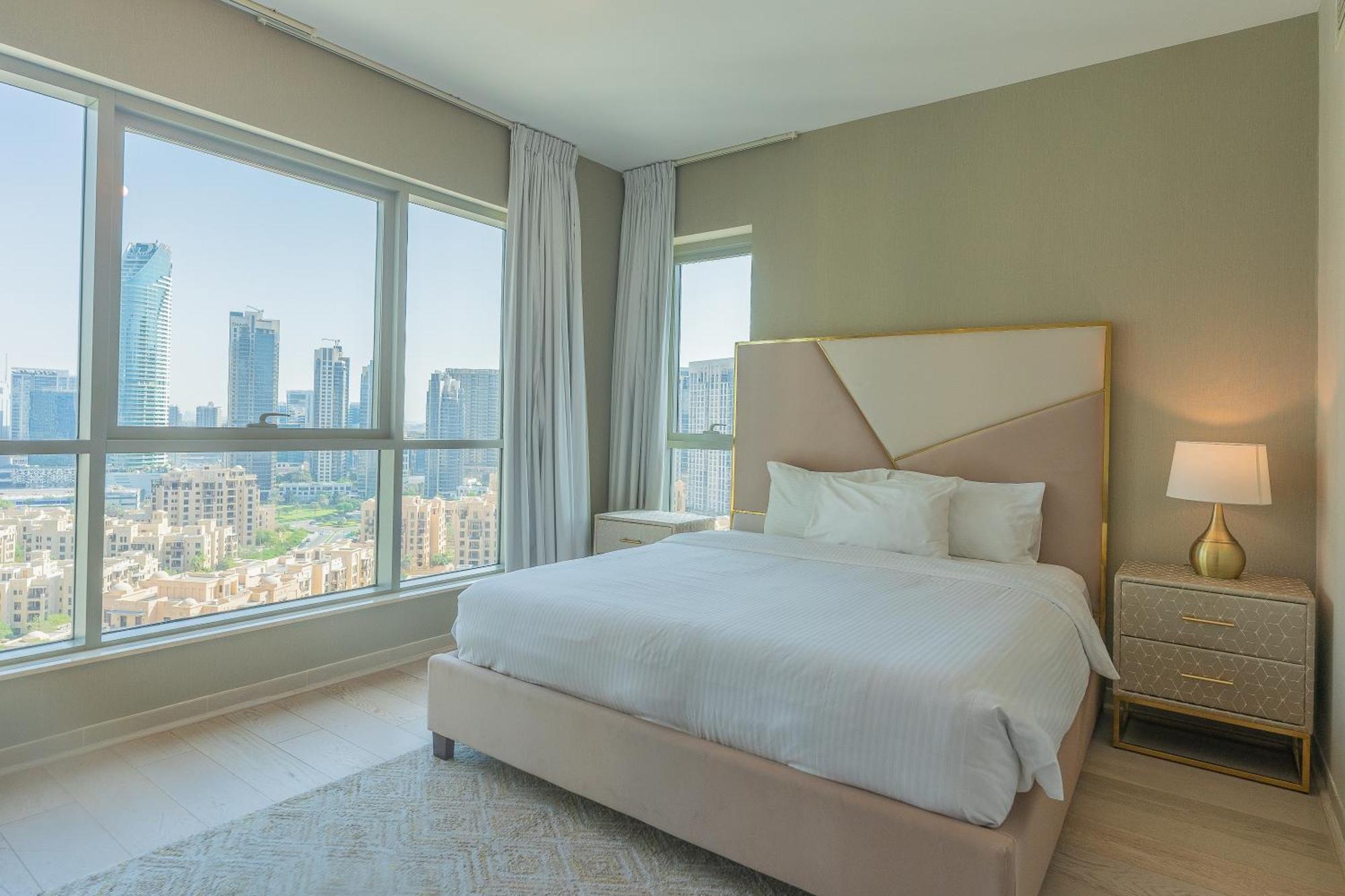 Bellavista - Breath-taking - 2br - Boulevard Central * Dubai