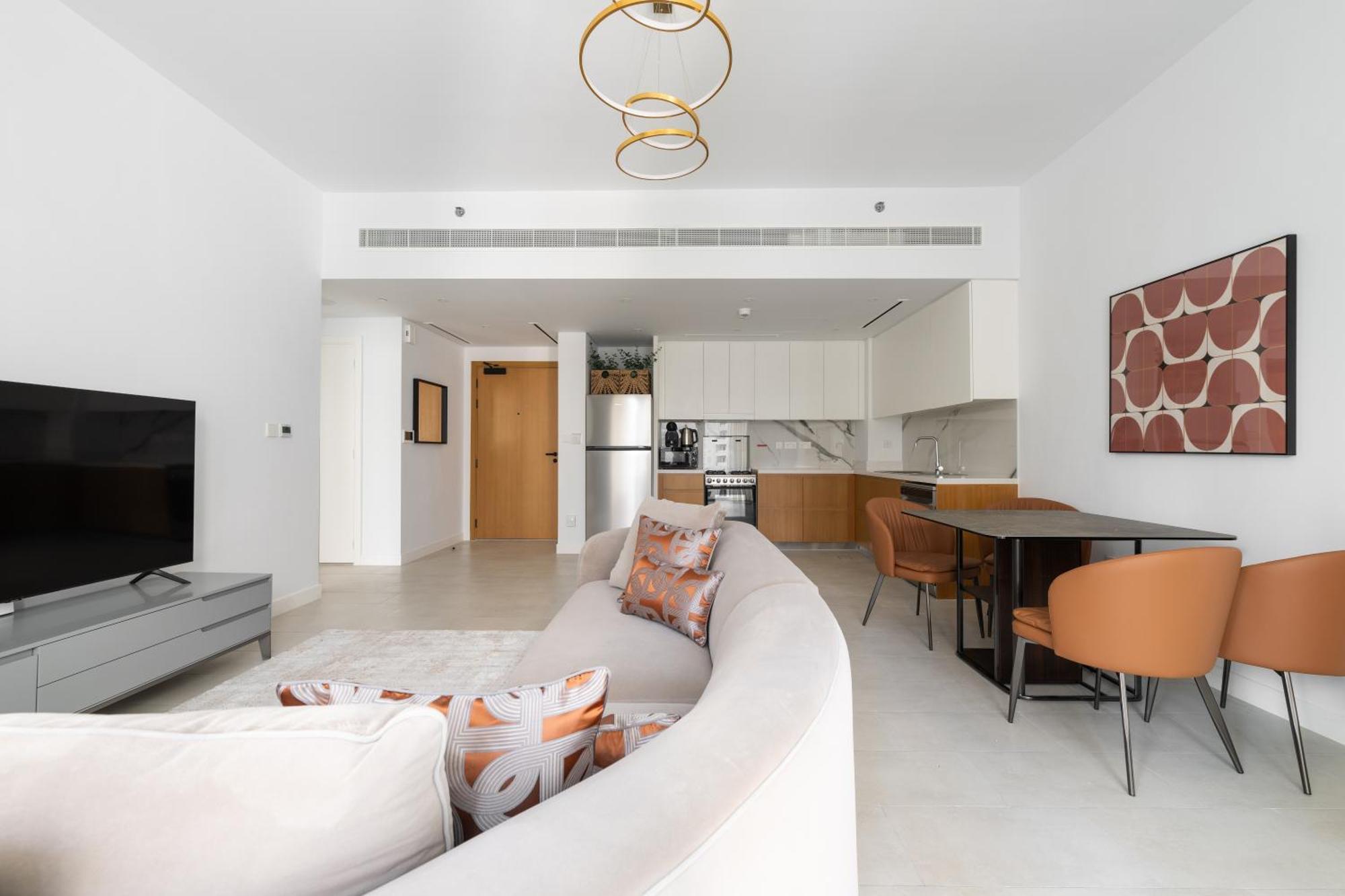 Luxseaside/1bd/lavie/jbr Dubai