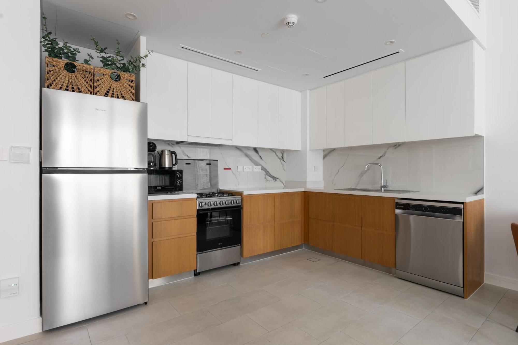 Luxseaside/1bd/lavie/jbr * Dubai
