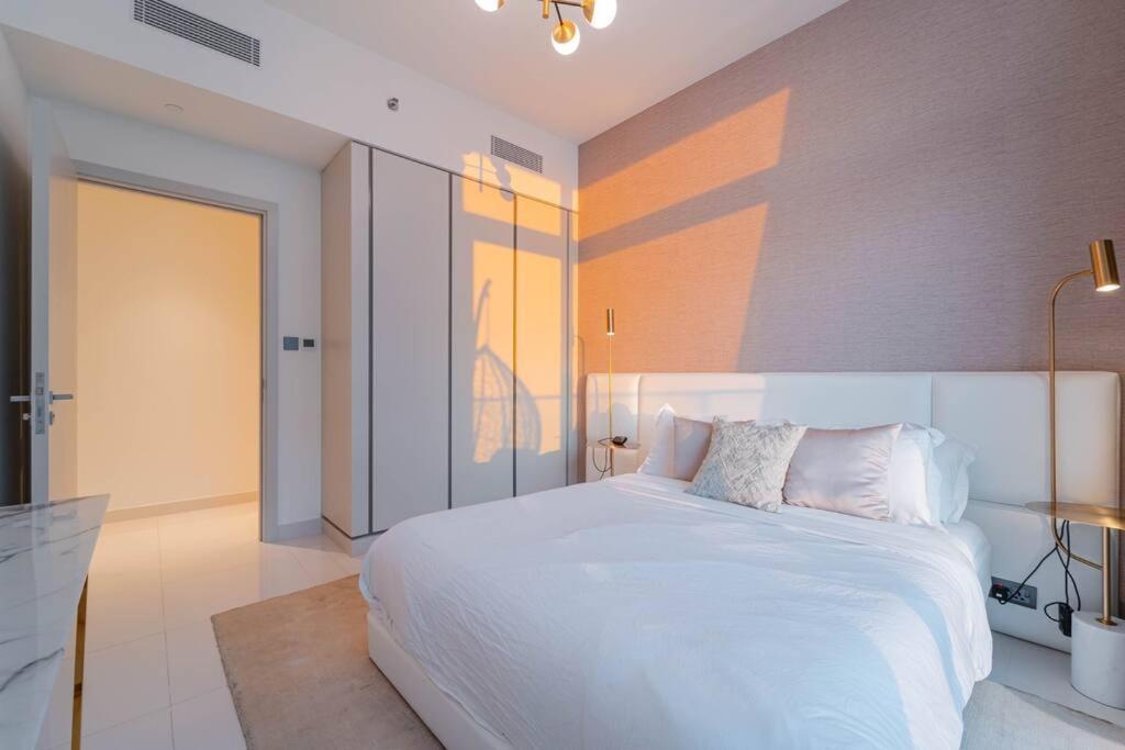 First Class 3br With Marina & Palm View *