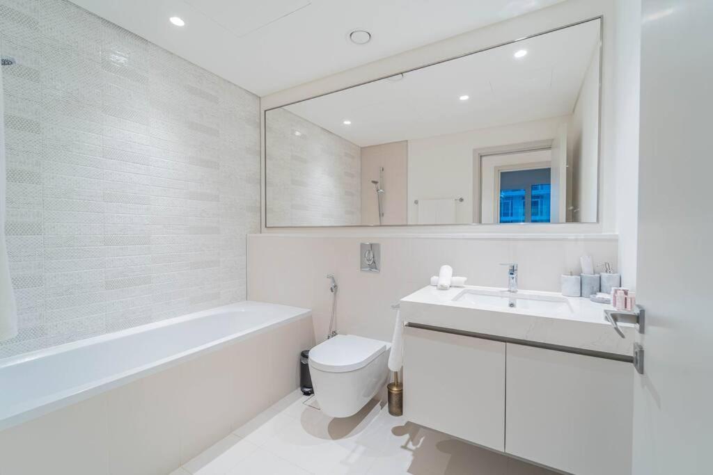 First Class 3br With Marina & Palm View