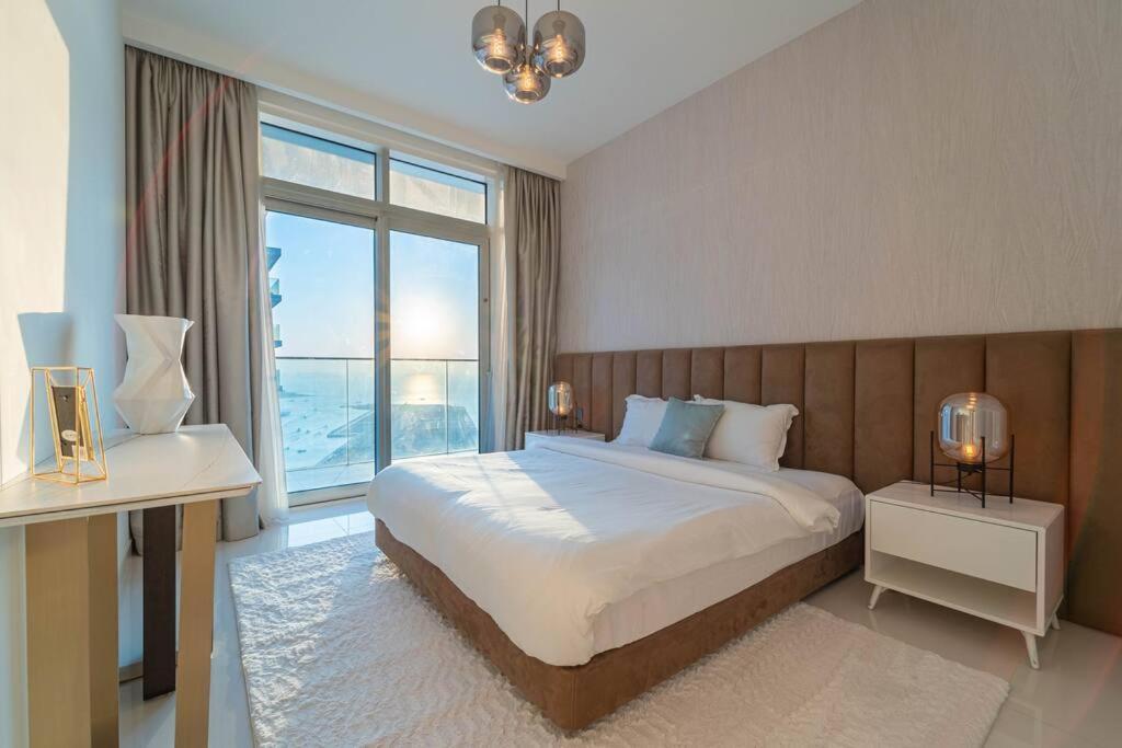 Apartment First Class 3br With Marina & Palm View