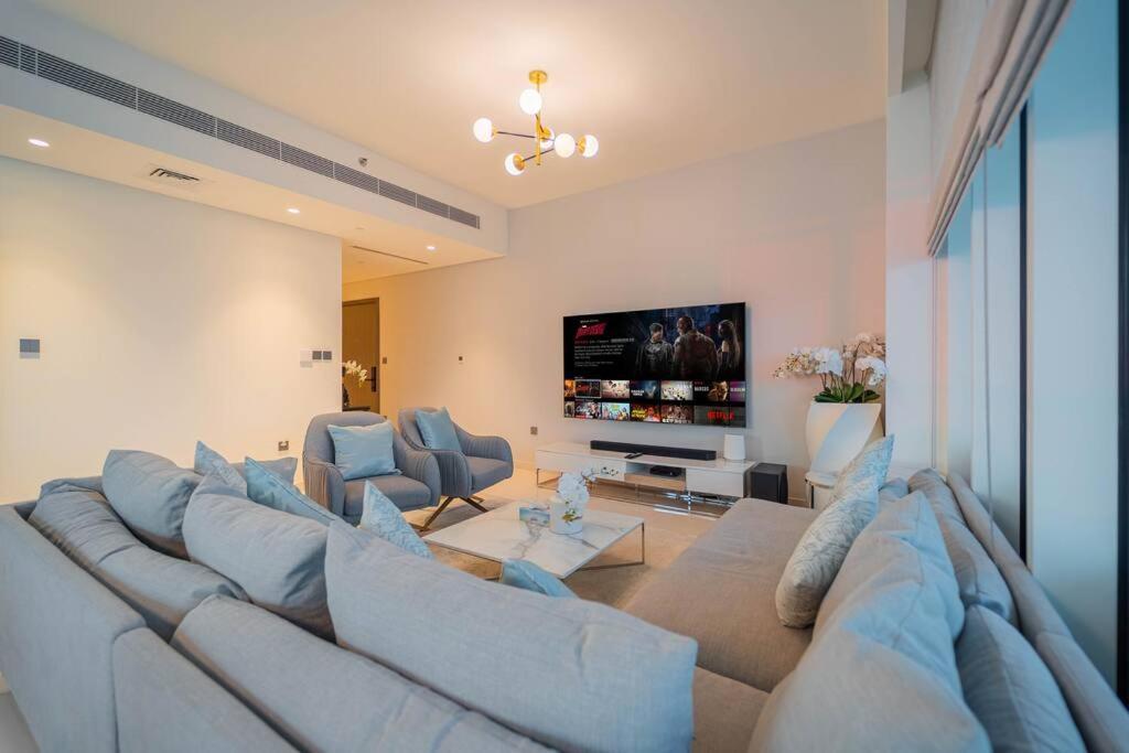 First Class 3br With Marina & Palm View