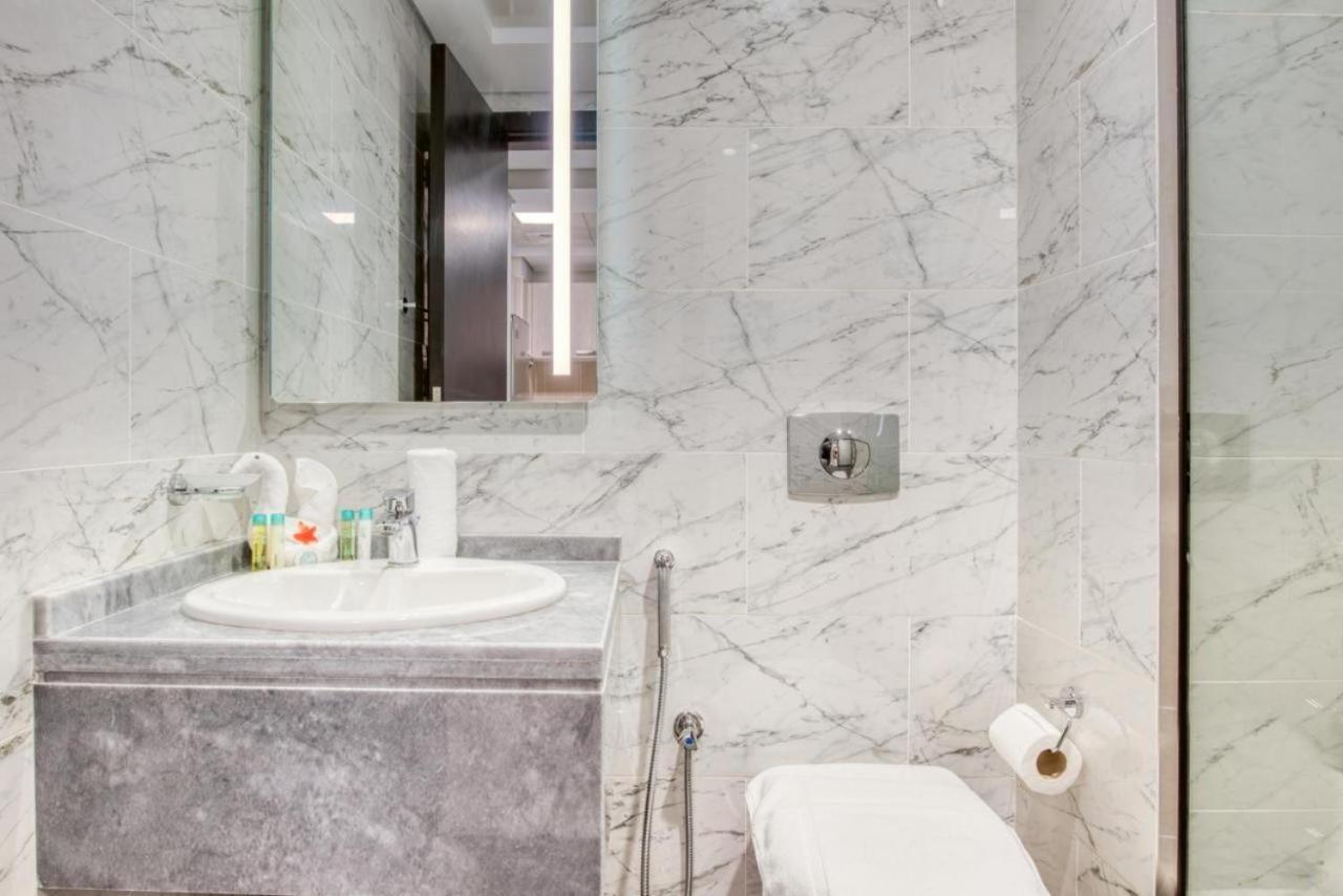 Elite Lux Homes - Cozy & Stylish 1 Bedroom With Huge Pools & World Class Gym Apartment