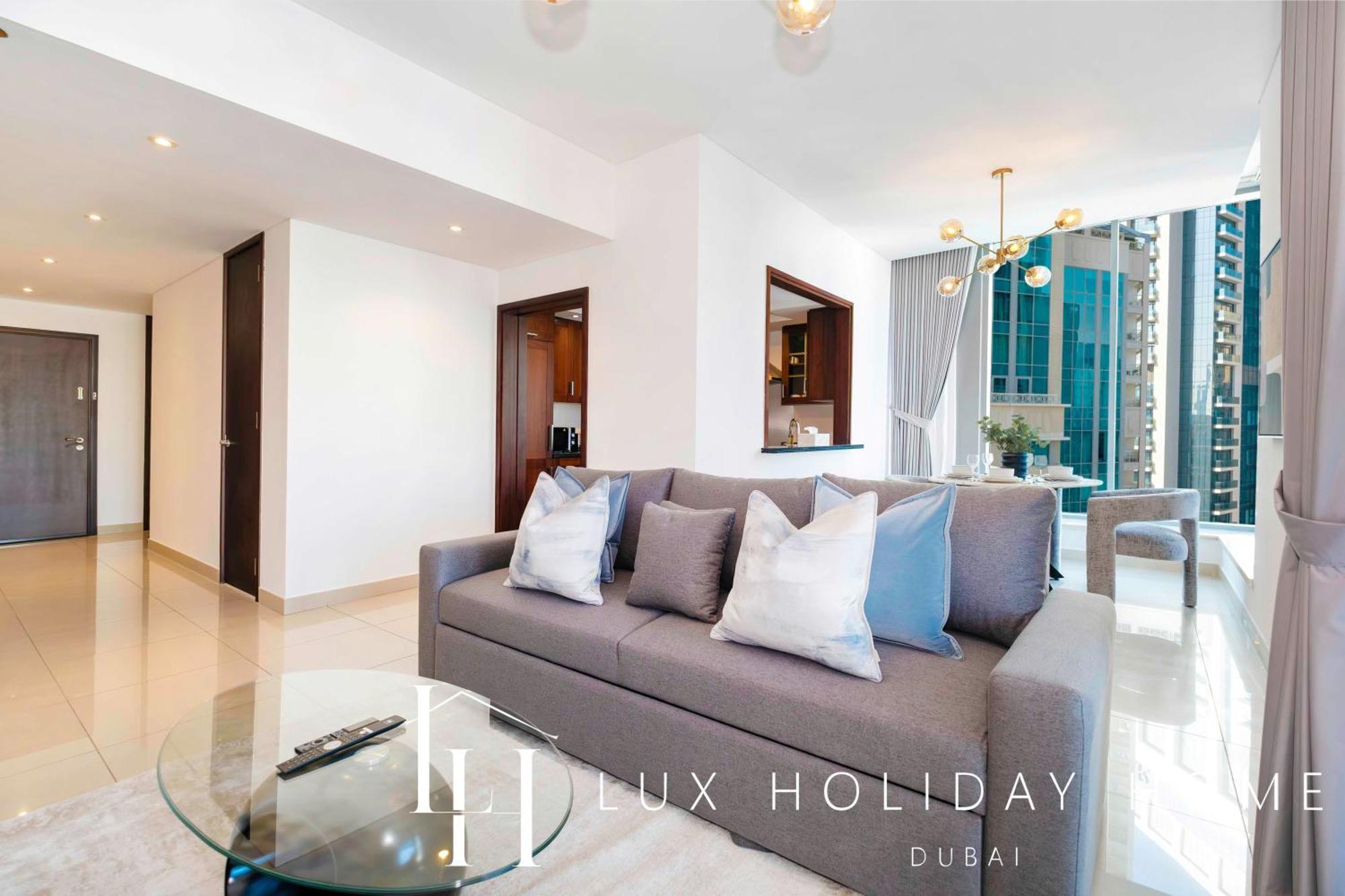 Lux The Burj Khalifa Fountain View Apartment Dubai