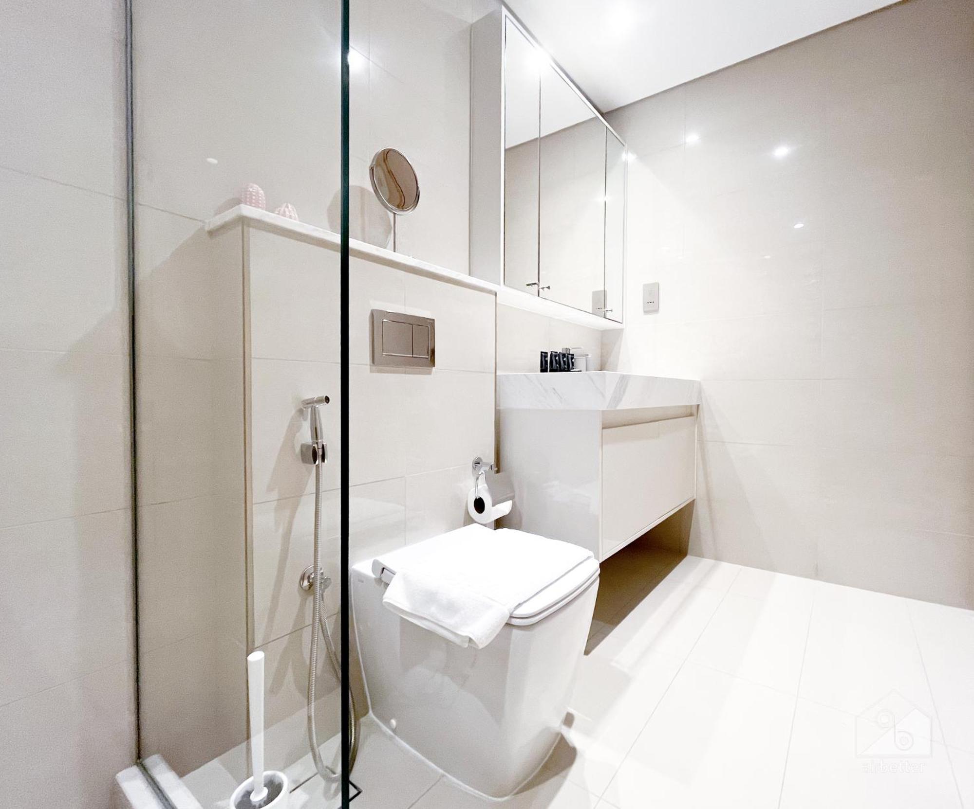 Luxury Burj Royale Modern Apt With Balcony Apartment *
