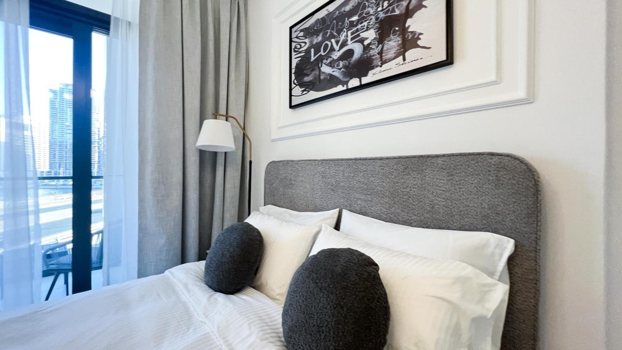 Keyrock Living - 1 Bedroom - Business Bay - Near Metro Station - Zada Tower *
