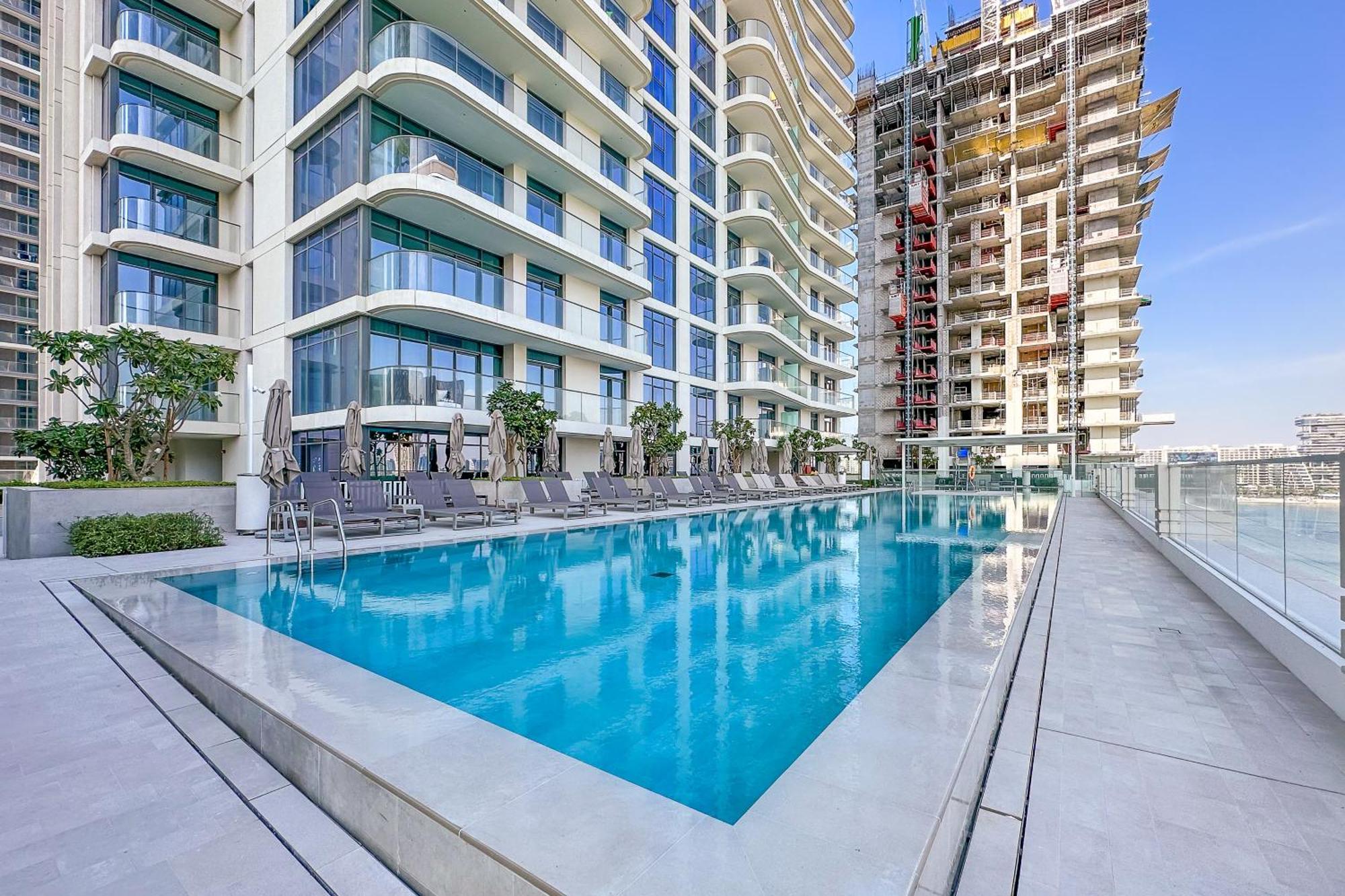 Elegant 1br With Private Marina Vista Apartment