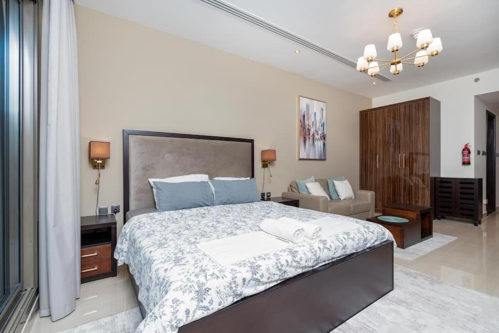 White Sage - Elite Apartment *