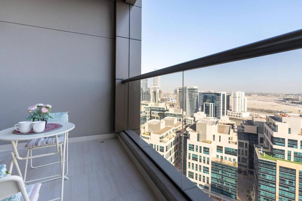 White Sage - Elite Apartment Dubai