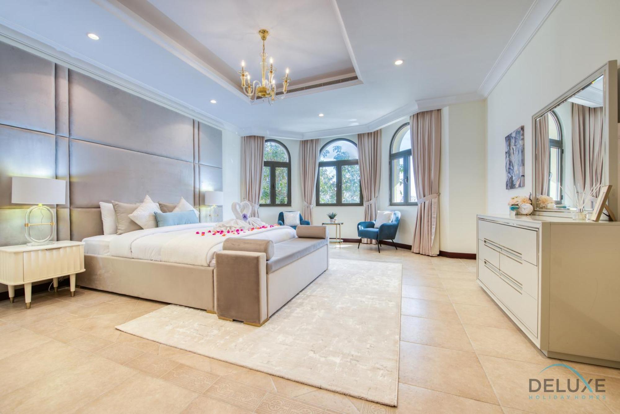 Apartment Prestigious 5br With Assistant And Private Pool In Frond O Palm Jumeirah By Deluxe *