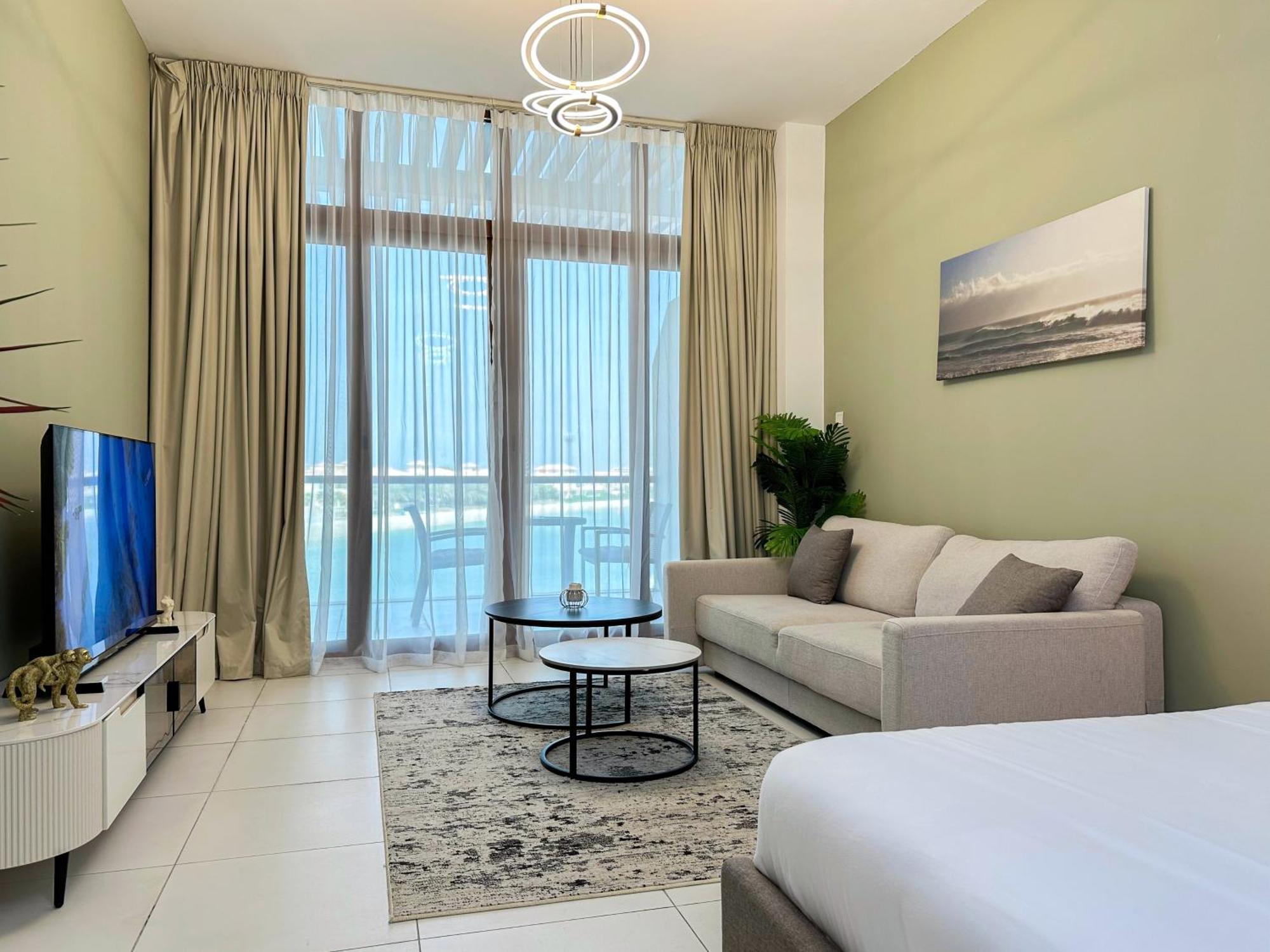 Downtown View Apartment Dubai