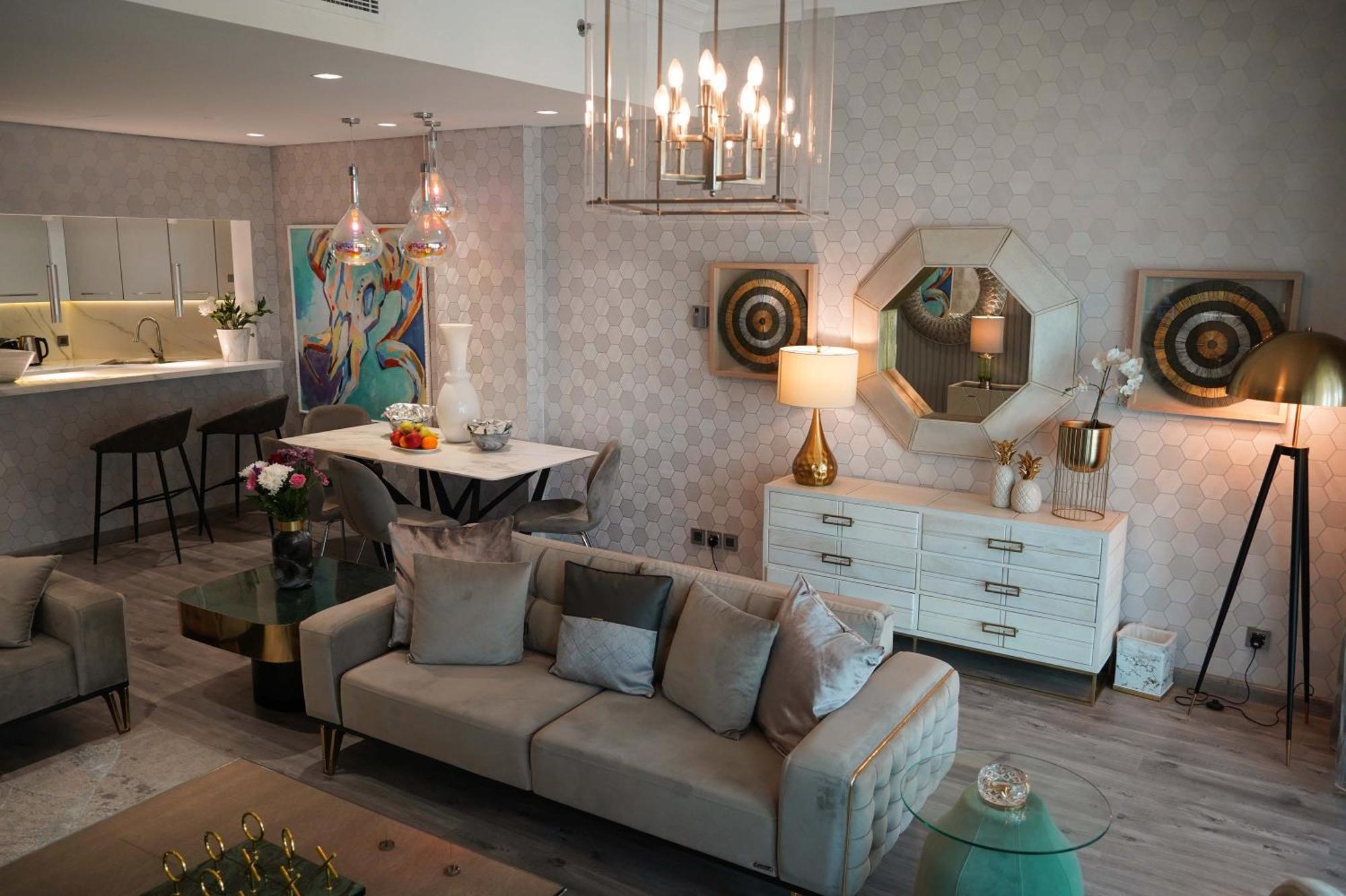 Royal Club By Rvhr, Palm Jumeirah Apartment *