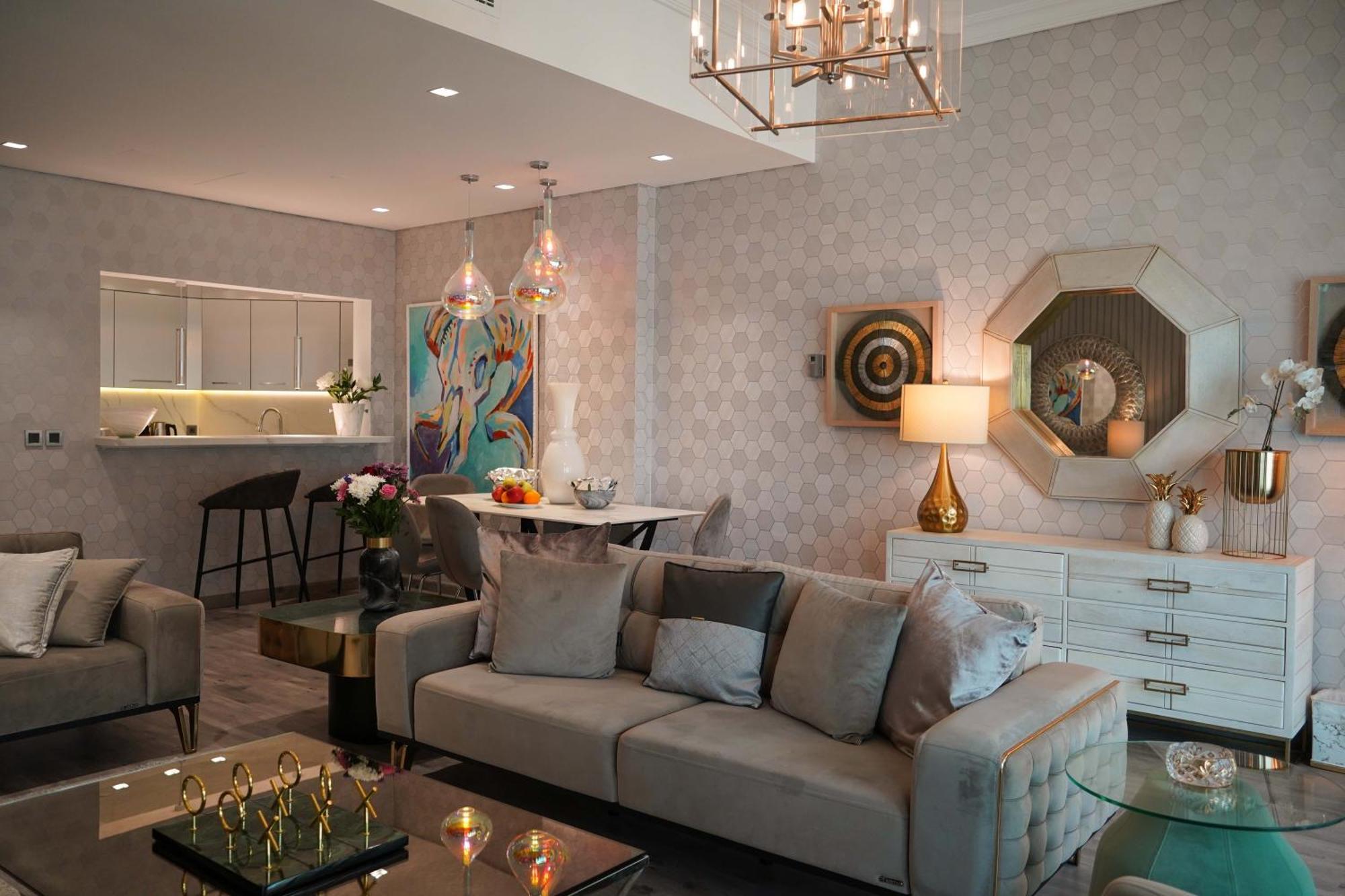 Royal Club By Rvhr, Palm Jumeirah Apartment