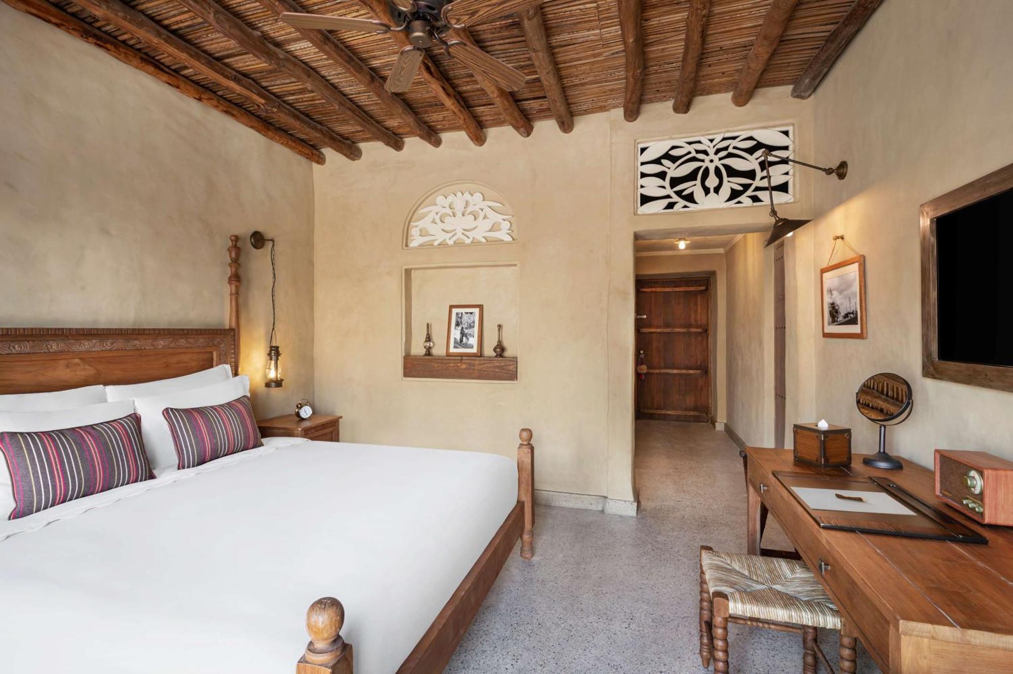 Al Seef Heritage Dubai, Curio Collection By Hilton 4* Dubai