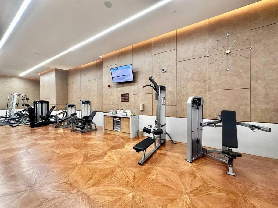 Luxury In High Floor Full Sea View In The Palm Tower Plam Jumeirah Dubai