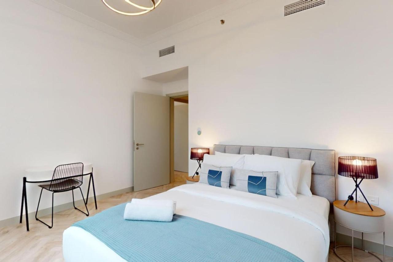 Apartment Trident Waterfront - Gorgeous Three Bedroom