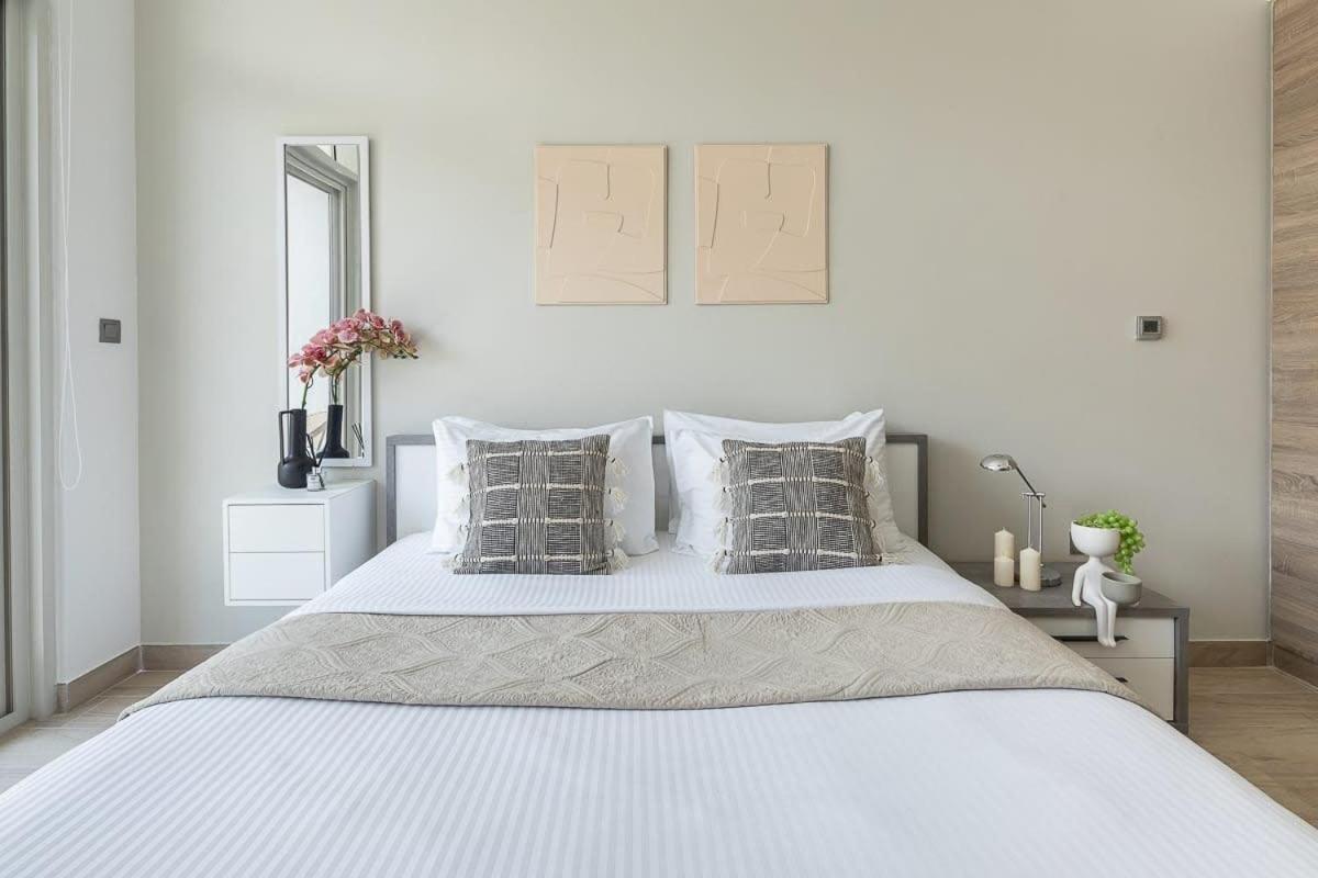 Frank Porter - One Apartment Dubai