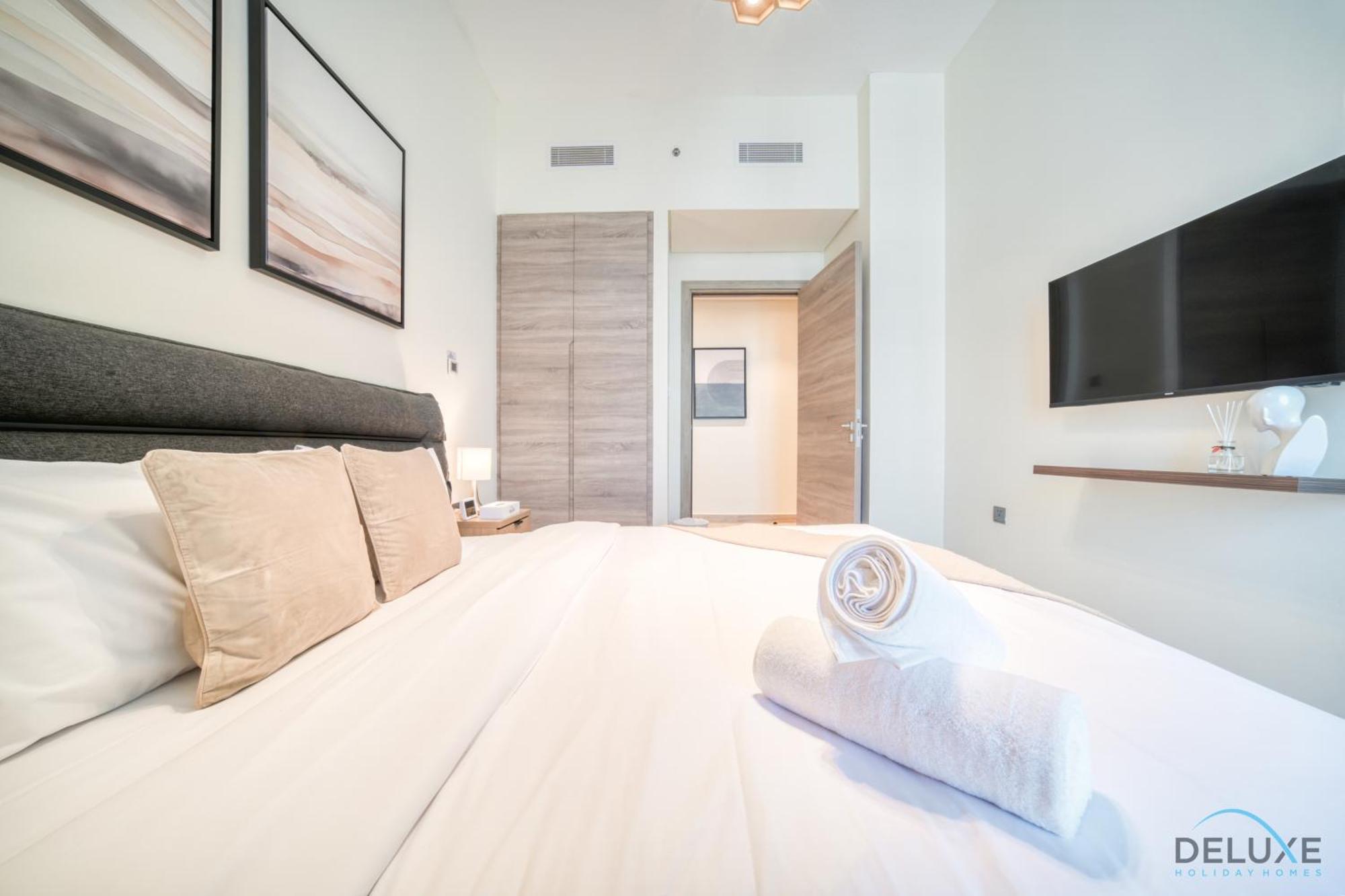Comfortable 2br At One Marina By Deluxe Homes Dubai