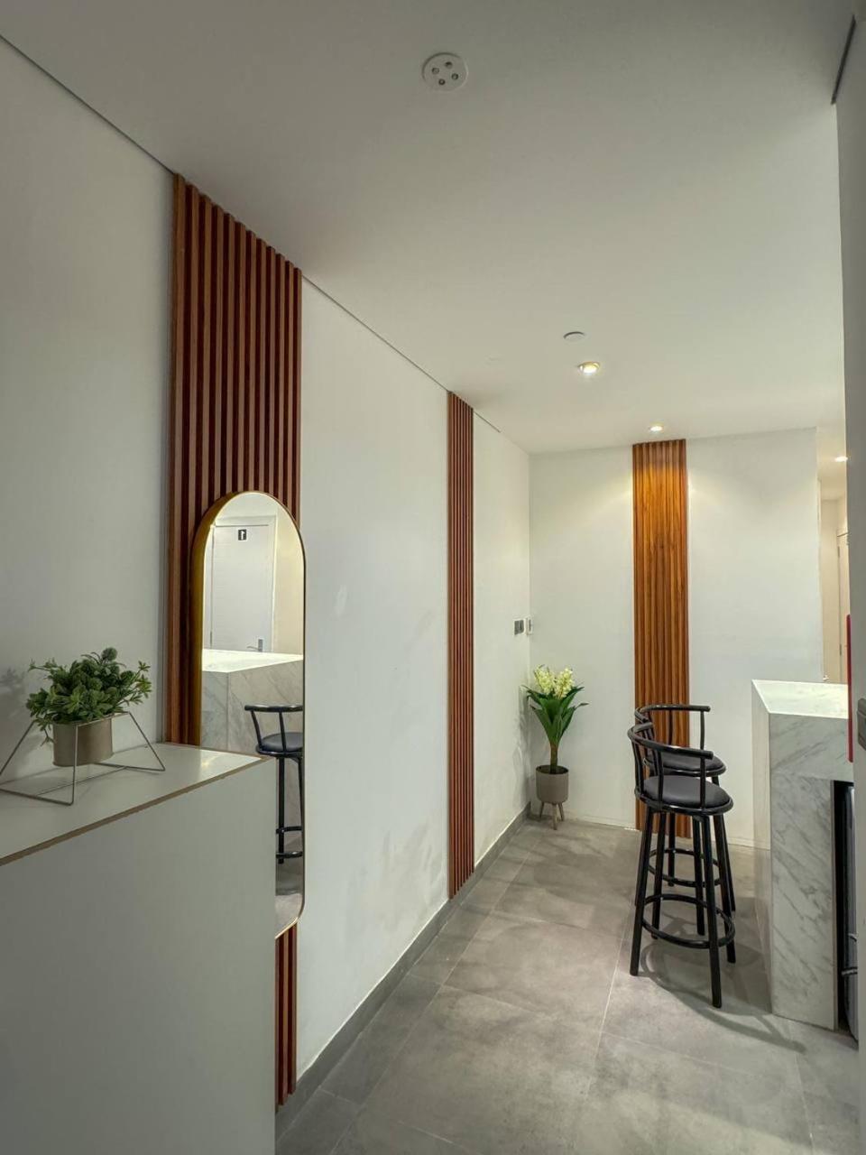 Shared Private In Downtown Business Bay Homestay *