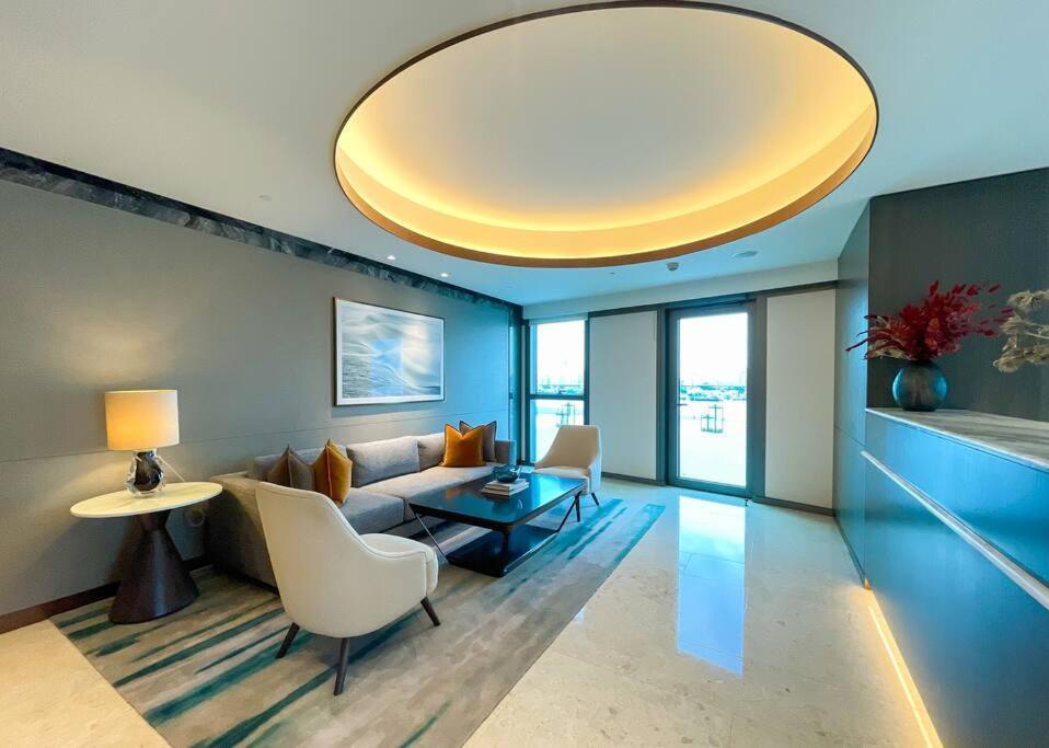 Zapbed House - Ultra Luxury 1bhk At Creek Harbour I Ix Ix Apartment