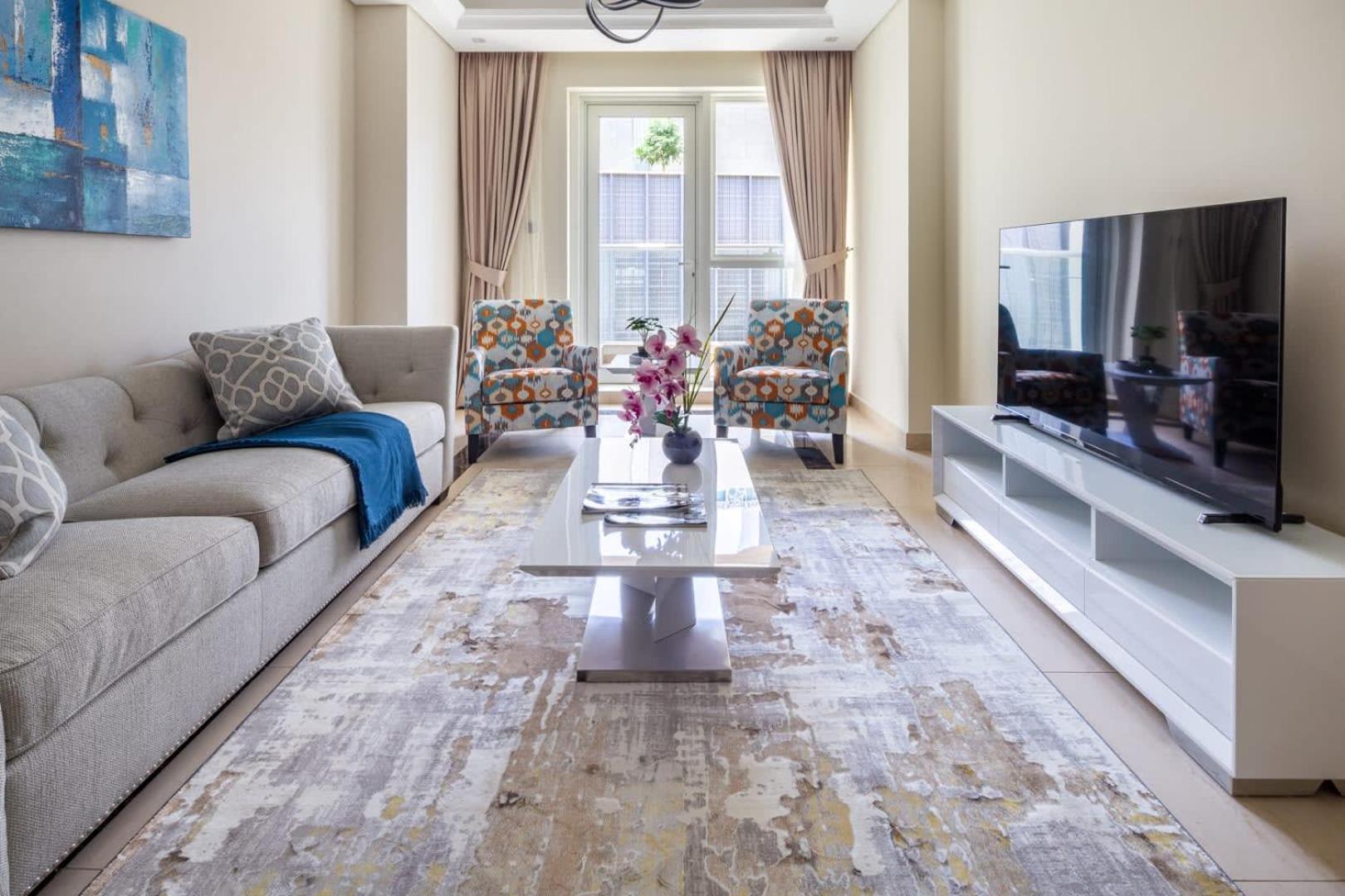 Frank Porter - Mon Reve Apartment Dubai