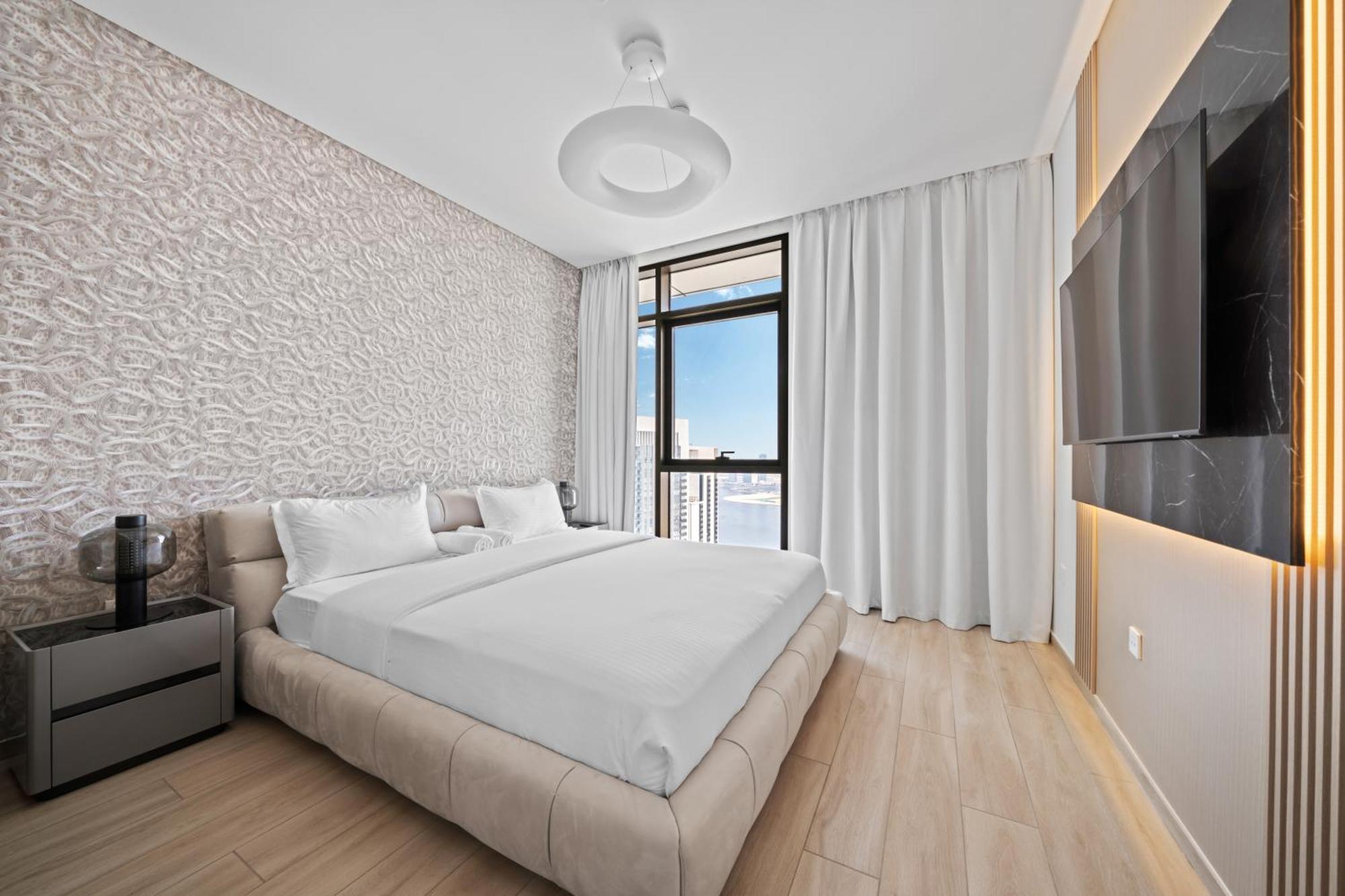 Apartment Creek Escape - Palace Residences - Creek Harbour Dubai