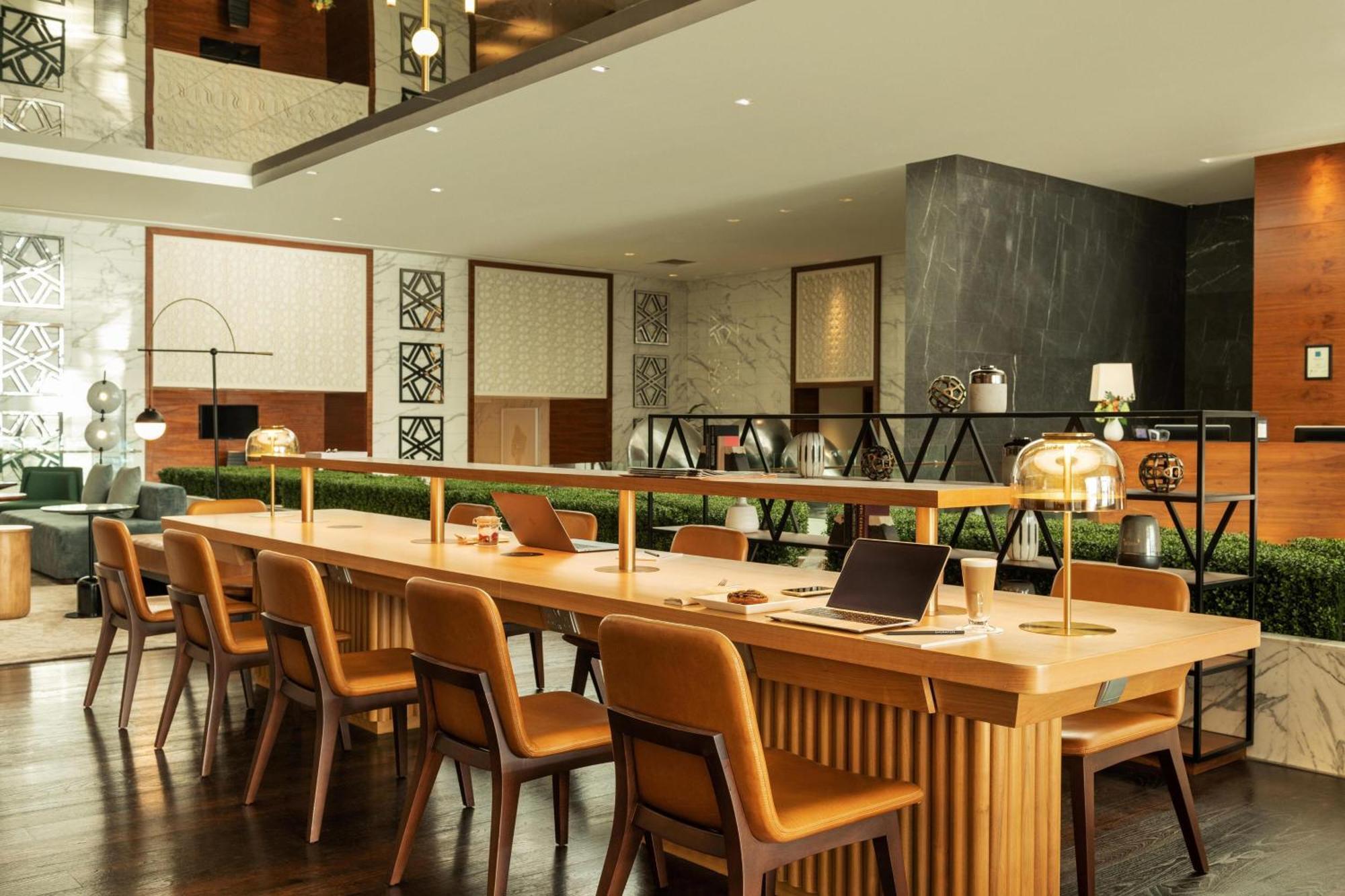 Hotel Sheraton Grand Hotel, 5*