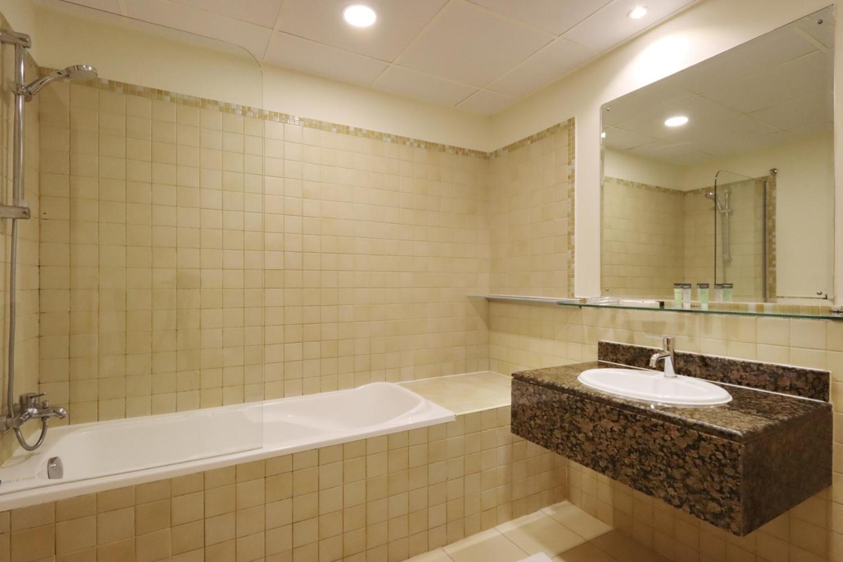 Apartment Jbr The Walk Rimal 5 Suites High Floor 3 Bedroom Dubai