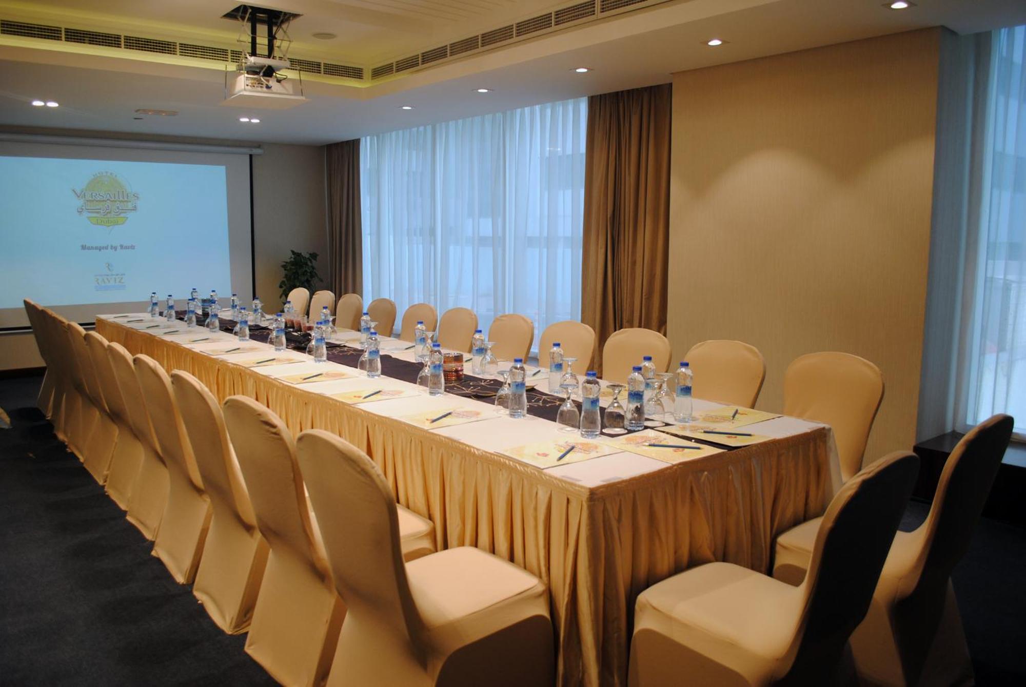 Versailles By Vieras Hotel 4*