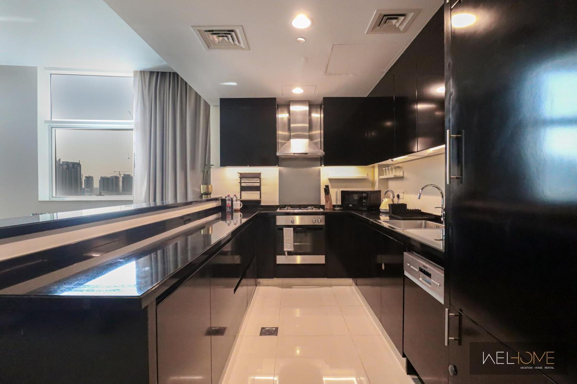 Welhome - Luxury Living In Business Bay 2br + Maid's Apartment