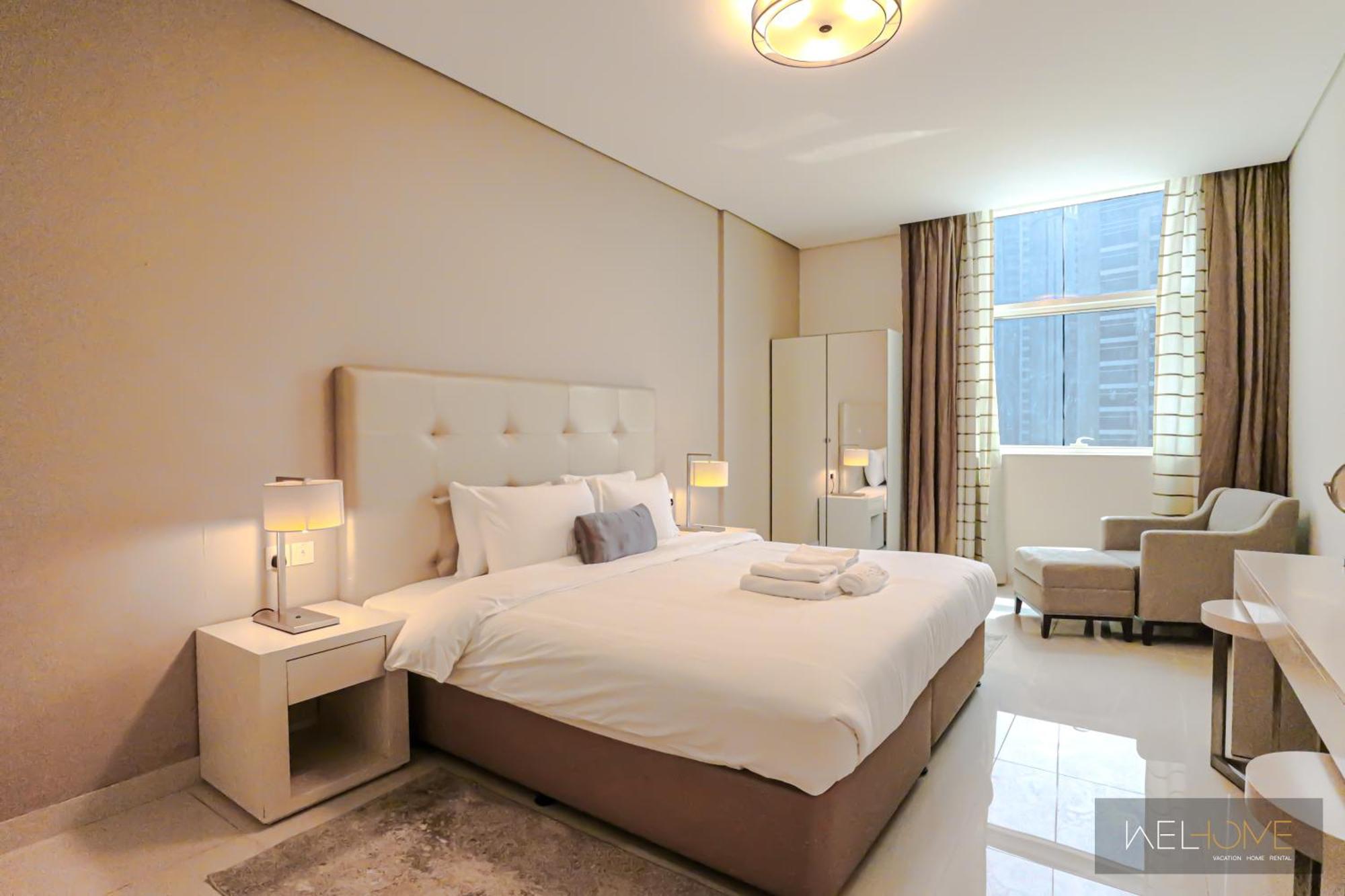 Welhome - Luxury Living In Business Bay 2br + Maid's Apartment Dubai