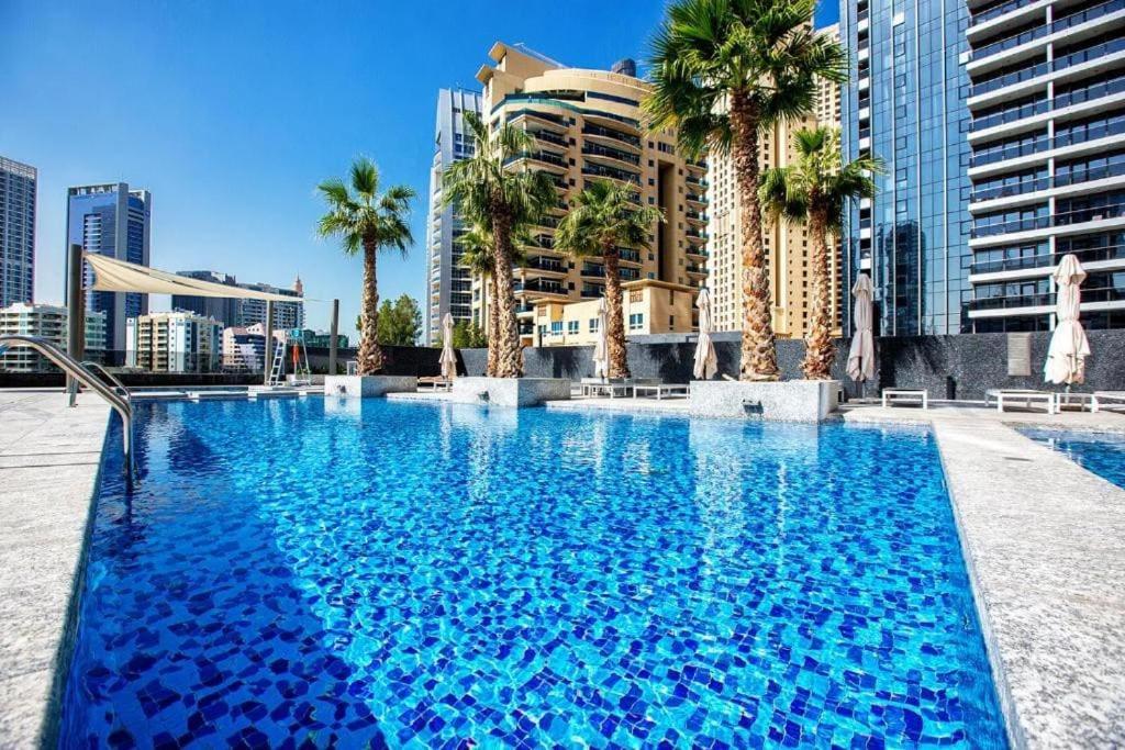 Stylish At Sparkle Tower Jbr By Suiteable Apartment