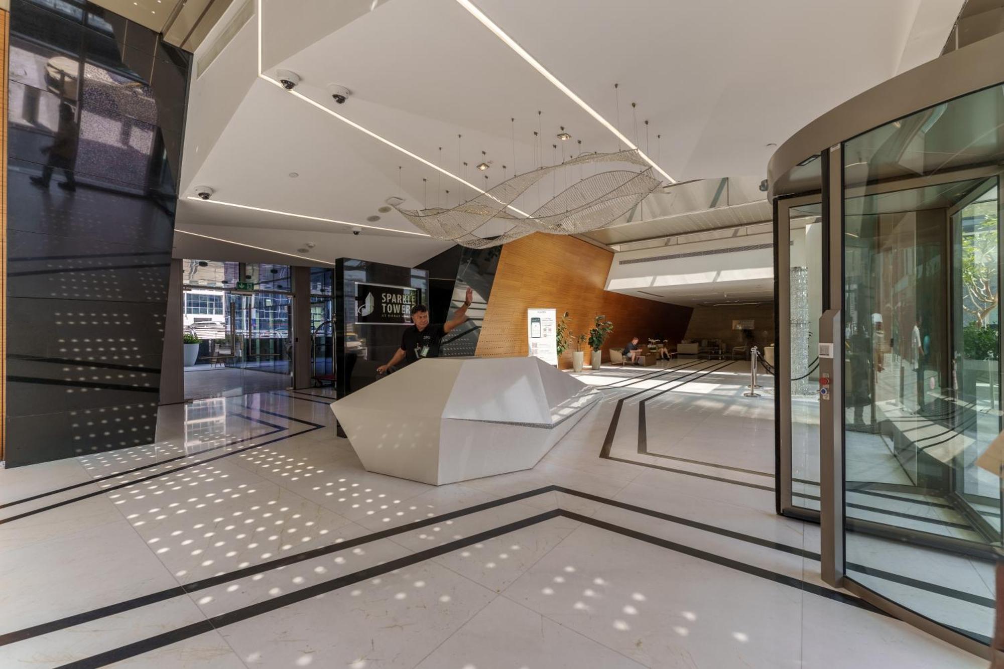 Apartment Stylish At Sparkle Tower Jbr By Suiteable *