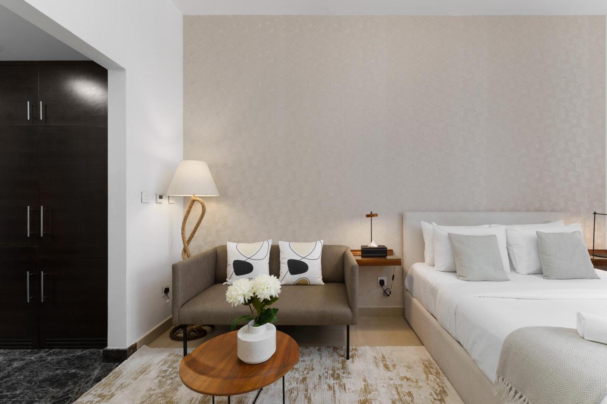 Stylish At Sparkle Tower Jbr By Suiteable Apartment *