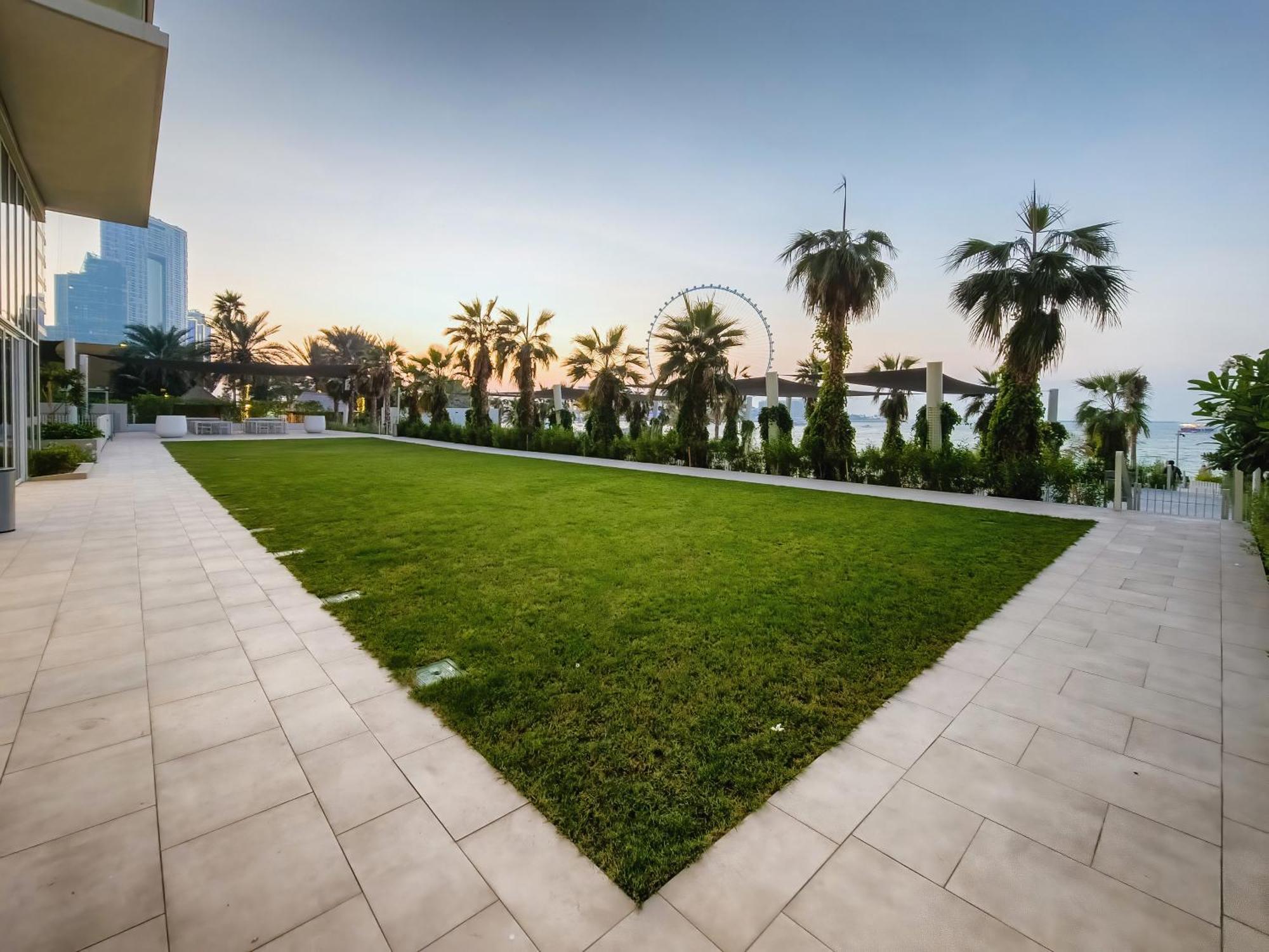 Stylish Sea View From New 2bd La Vie Apartment