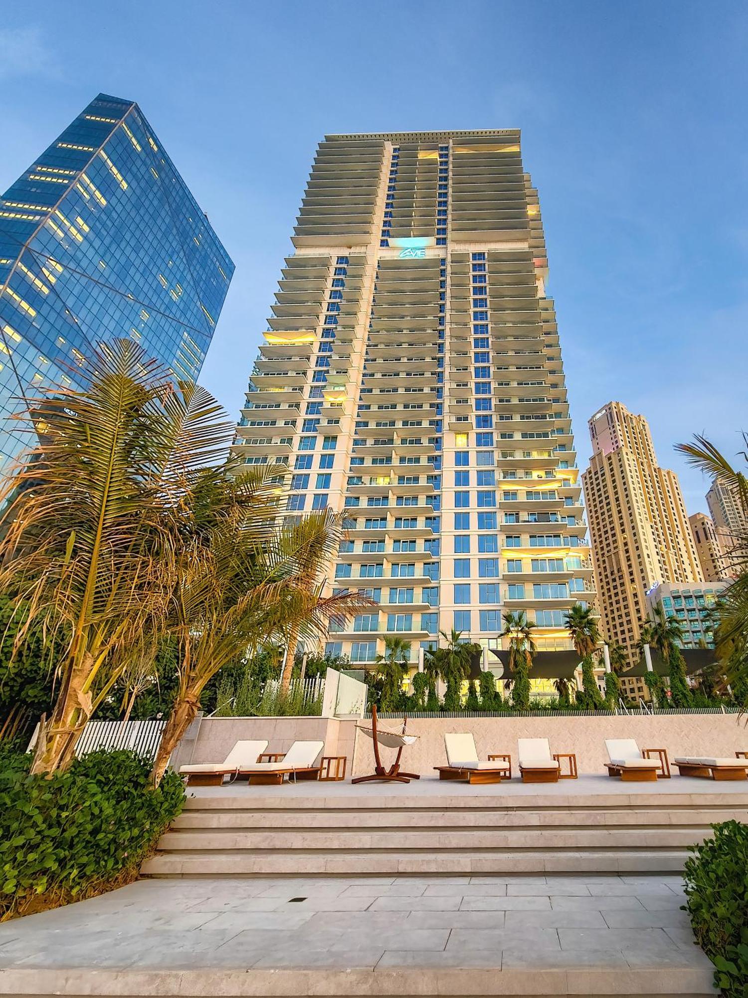 Stylish Sea View From New 2bd La Vie
