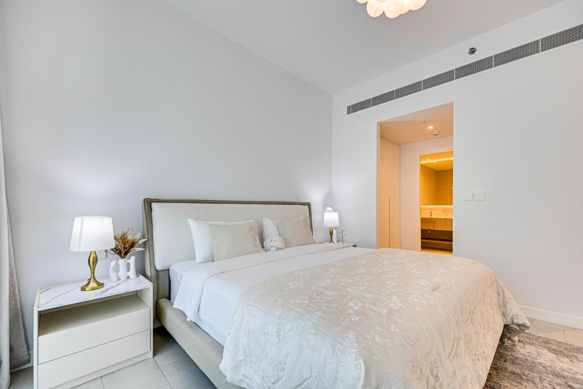 Stylish Sea View From New 2bd La Vie Apartment Dubai